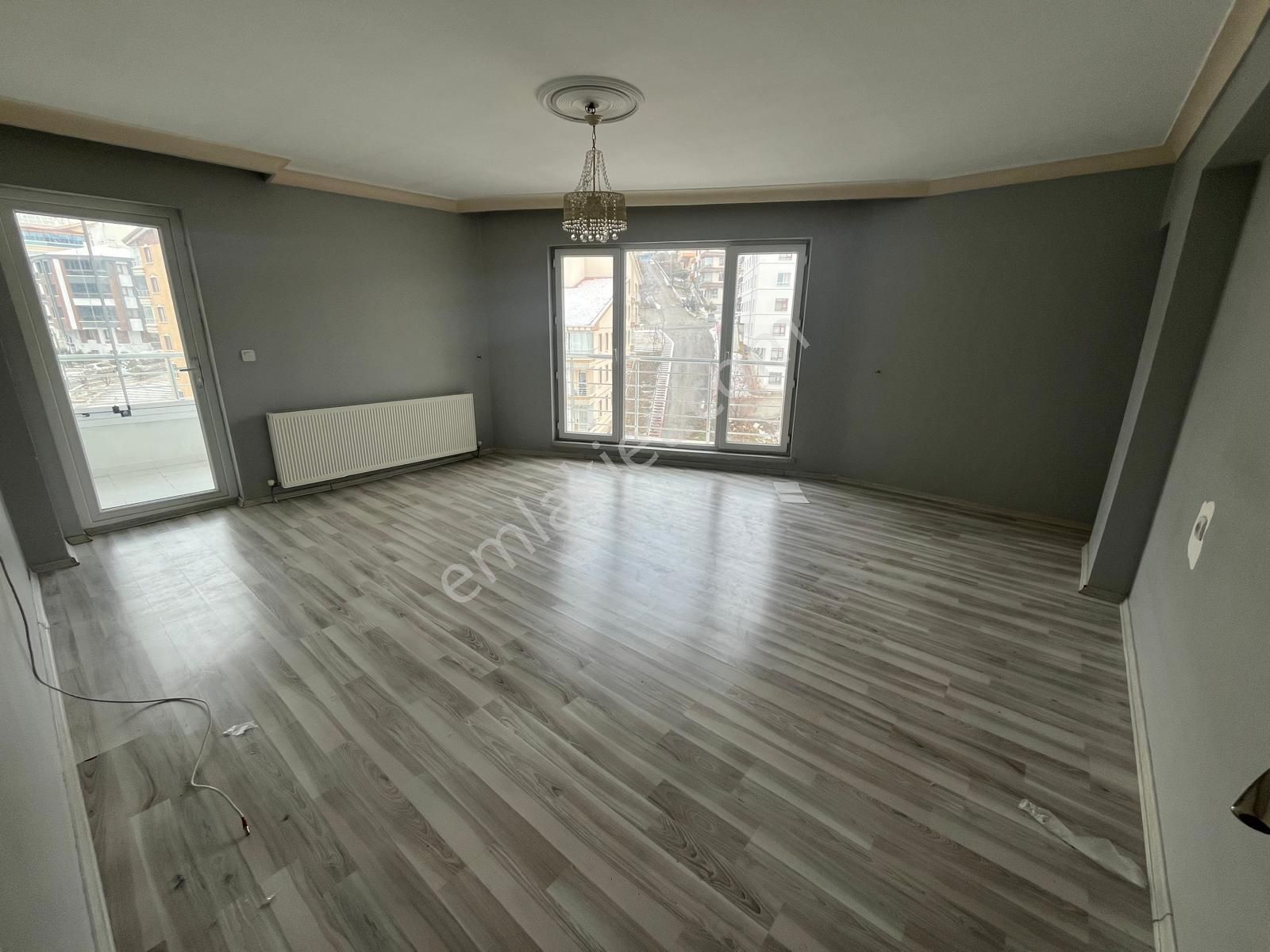 Ankara Keçiörende Cad Üzerinde Katta Asansörlü 130m2 Net Oturum Alanı Daire - Görsel 15