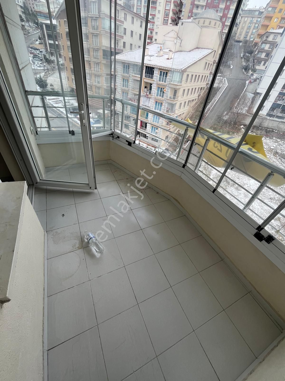 Ankara Keçiörende Cad Üzerinde Katta Asansörlü 130m2 Net Oturum Alanı Daire - Görsel 29