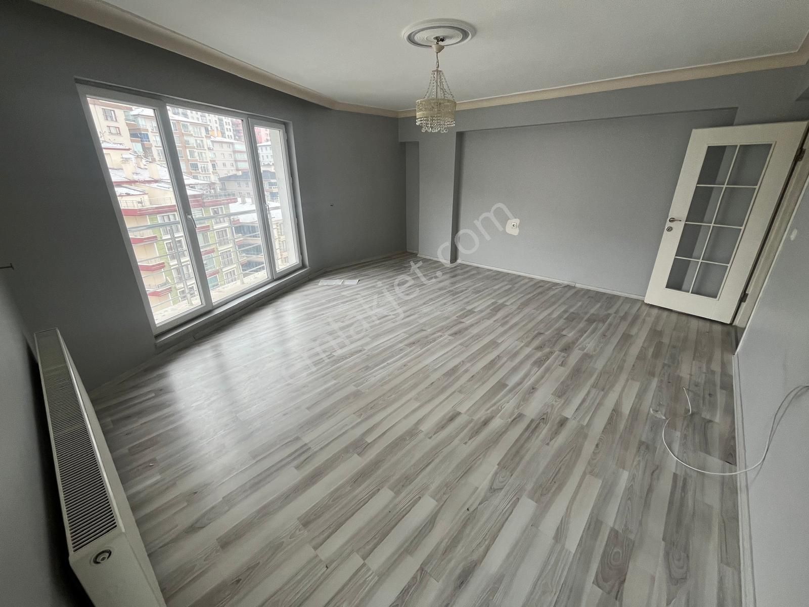 Ankara Keçiörende Cad Üzerinde Katta Asansörlü 130m2 Net Oturum Alanı Daire - Görsel 11