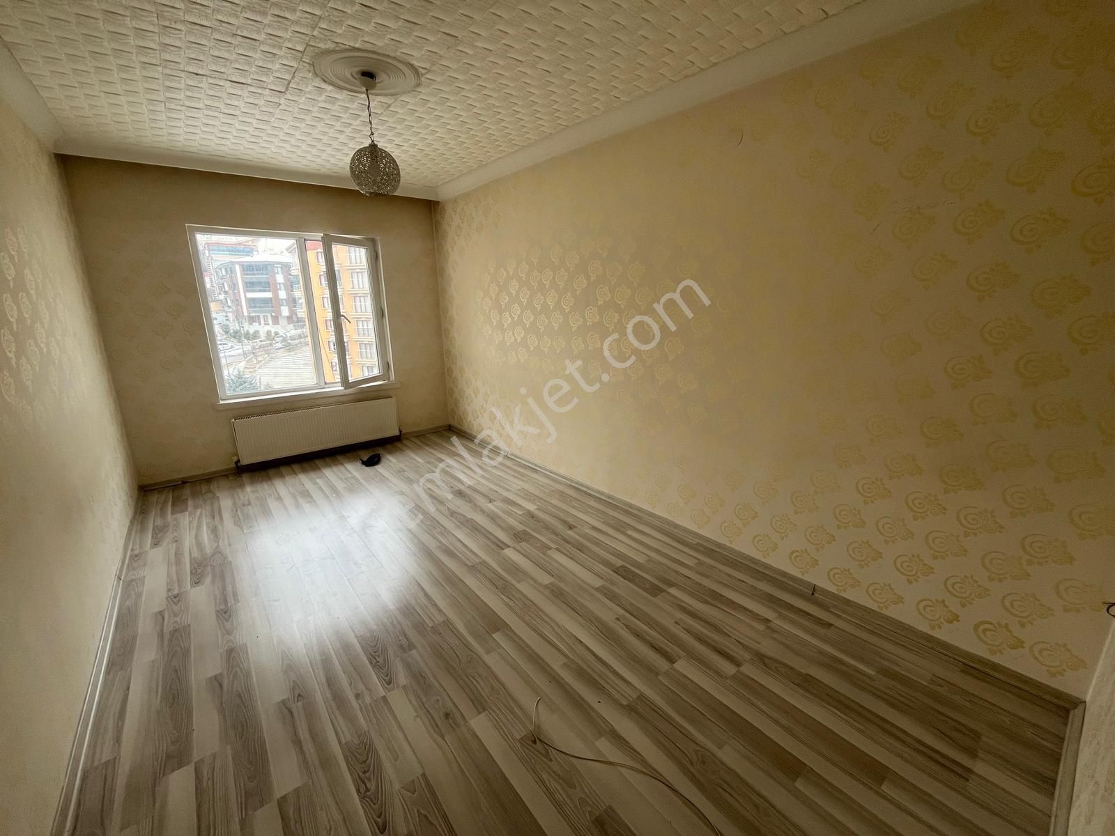 Ankara Keçiörende Cad Üzerinde Katta Asansörlü 130m2 Net Oturum Alanı Daire - Görsel 13