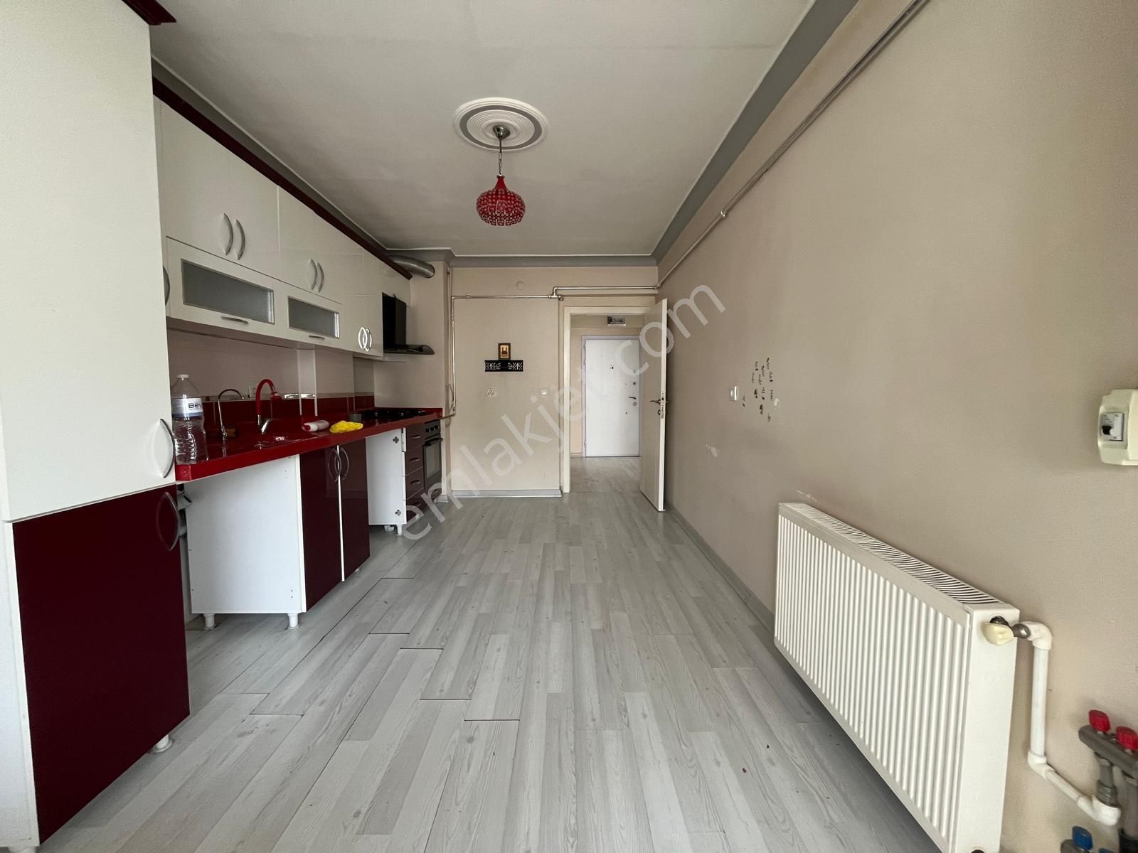 Ankara Keçiörende Cad Üzerinde Katta Asansörlü 130m2 Net Oturum Alanı Daire - Görsel 3