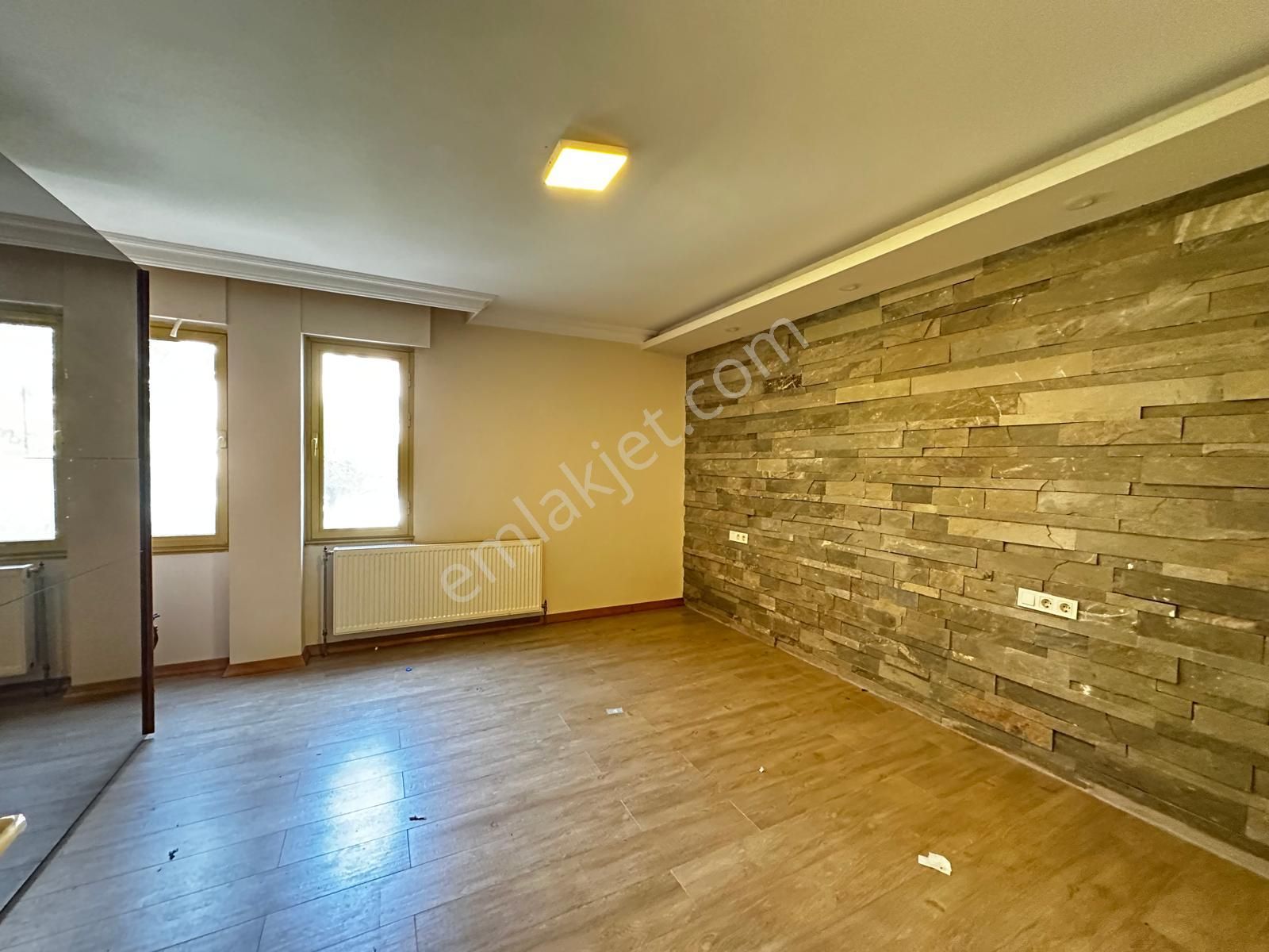 Kuşadası Marinada Denize İlk Sıra 24 Saat Güvenlikli Havuzlu Sitede - Görsel 7