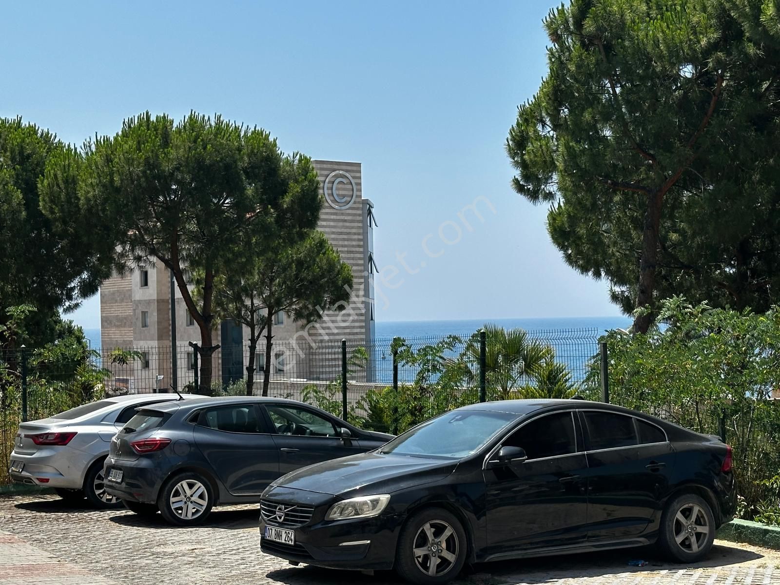 Kuşadası Marinada Denize İlk Sıra 24 Saat Güvenlikli Havuzlu Sitede - Görsel 21