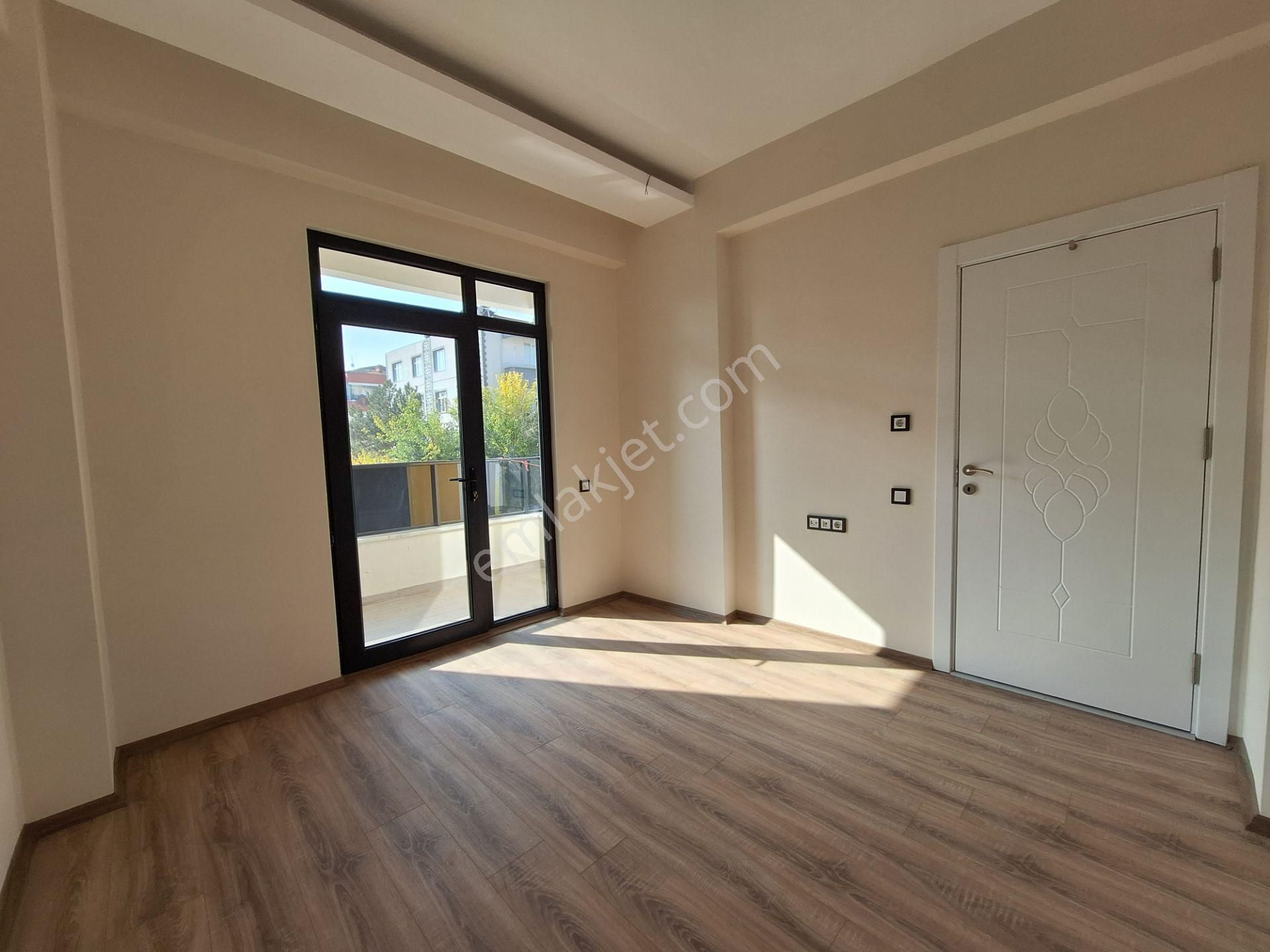 Akşemsettin Mahallesinde Satılık Site İçi 2+1 Lüx Sıfır Fırsat Daireler - Görsel 4