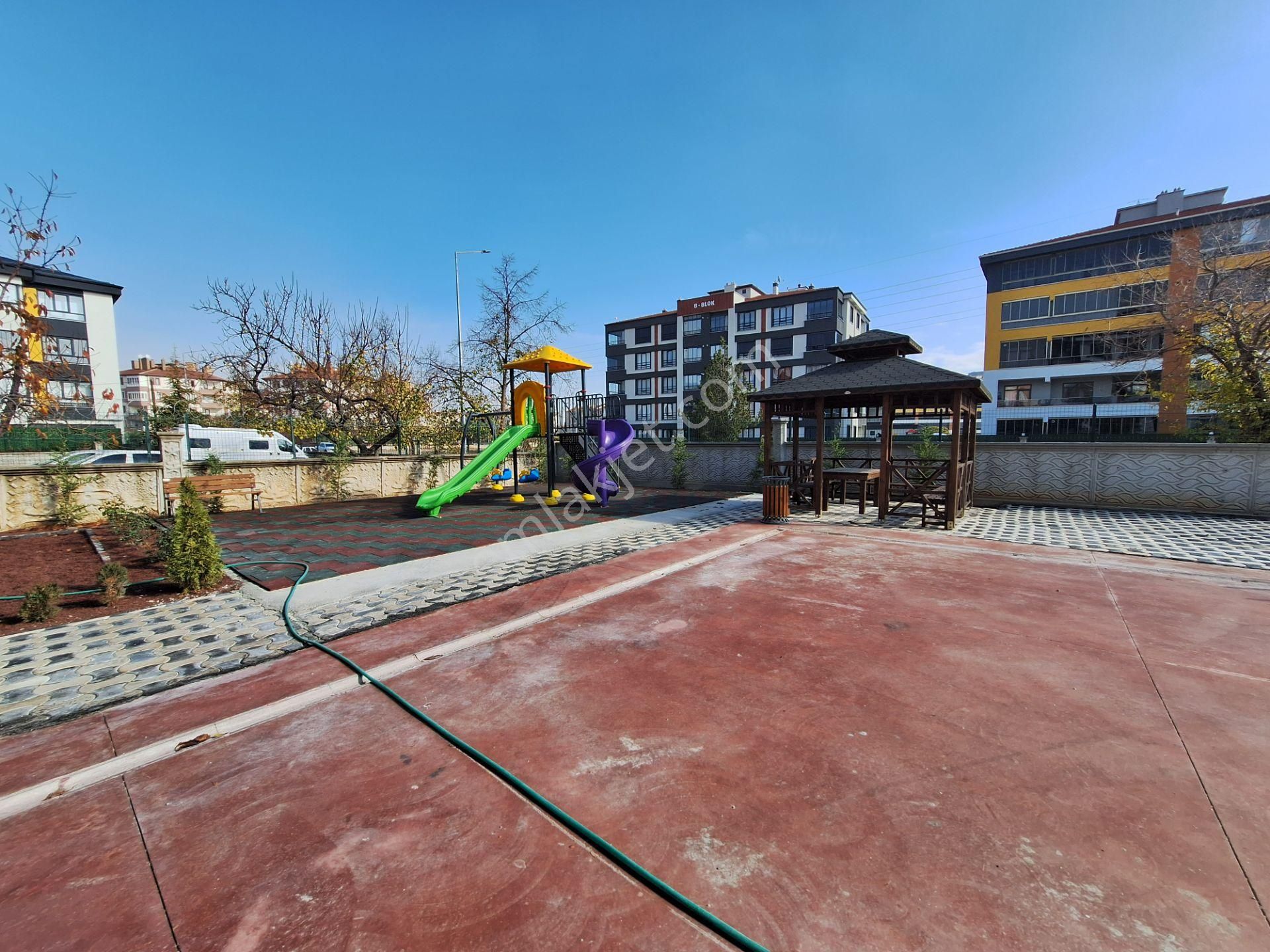 Akşemsettin Mahallesinde Satılık Site İçi 2+1 Lüx Sıfır Fırsat Daireler - Görsel 14