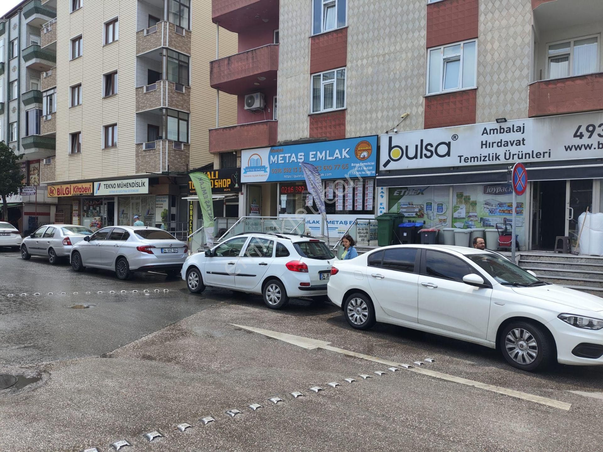 Pendik Esenyalı Satılık Krediye Uygun 70m2 Düz Dükkan - Görsel 31