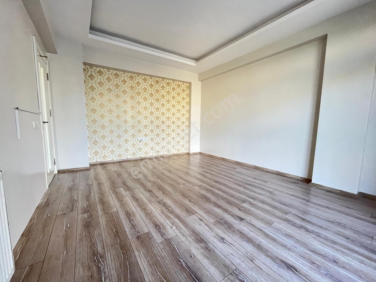 Ahmet Yesevi Caddesine Yakın 2+1 Daire Site İçi Sıfır Ayarında - Görsel 12