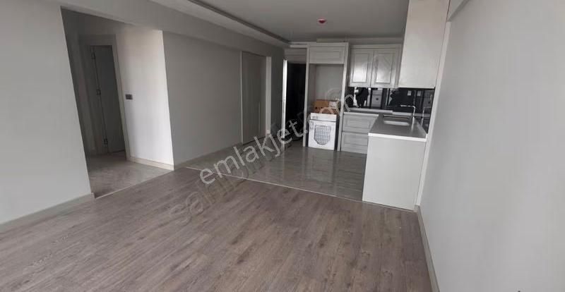 Batı Sitesi Mah.sitede Amerikan Mutfaklı Satılık 2+1 Daire - Görsel 10