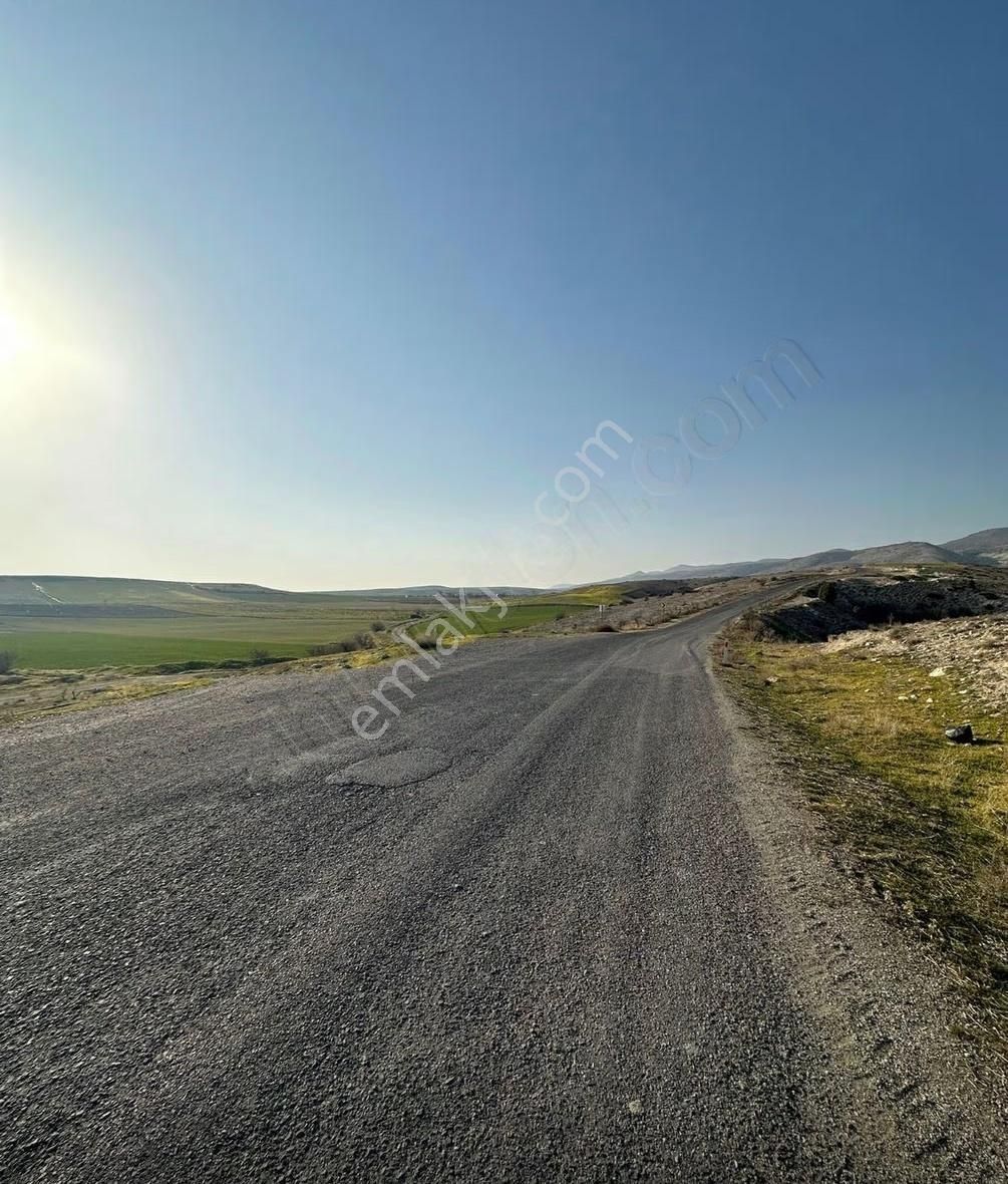 Beypazarı Kuyucak'ta Su Kuyulu Yol Cepheli Satılık Tarla - Görsel 4