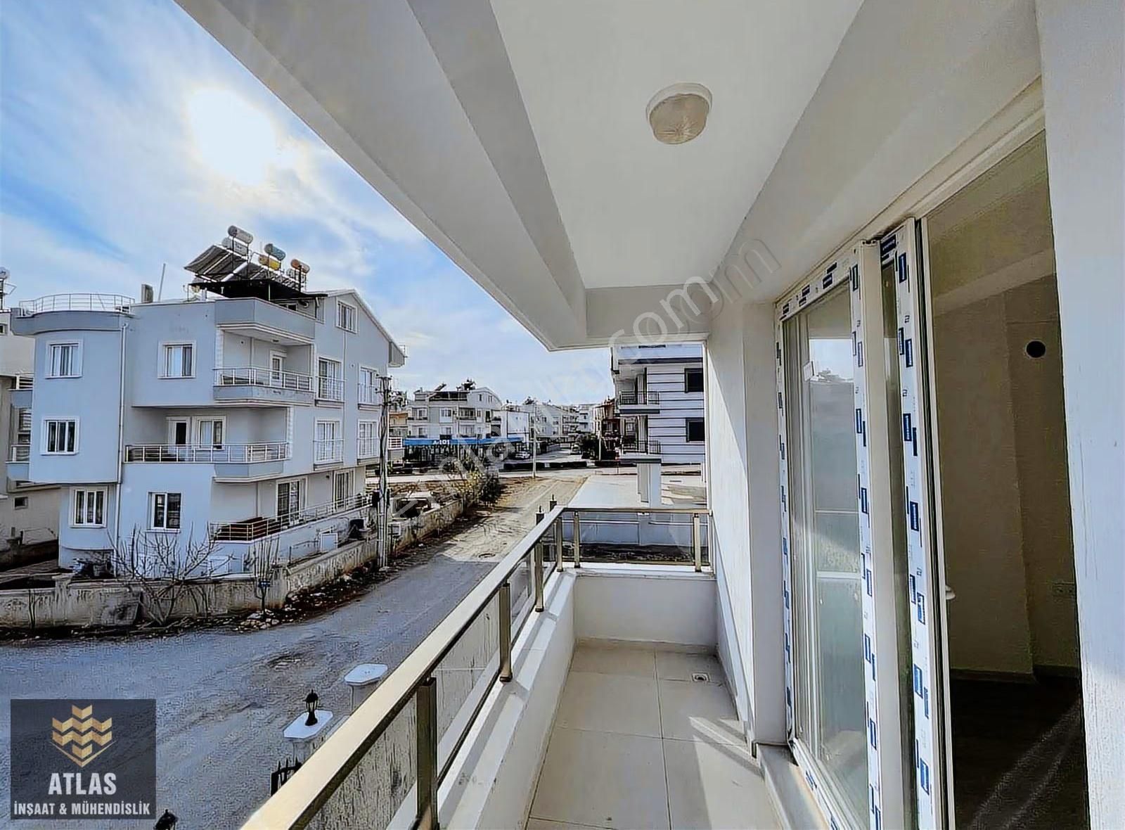 Önü Yeşil Alan Müstakil Girişli Müstakil Bahçeli Ön Cephe 1+1 - Görsel 5