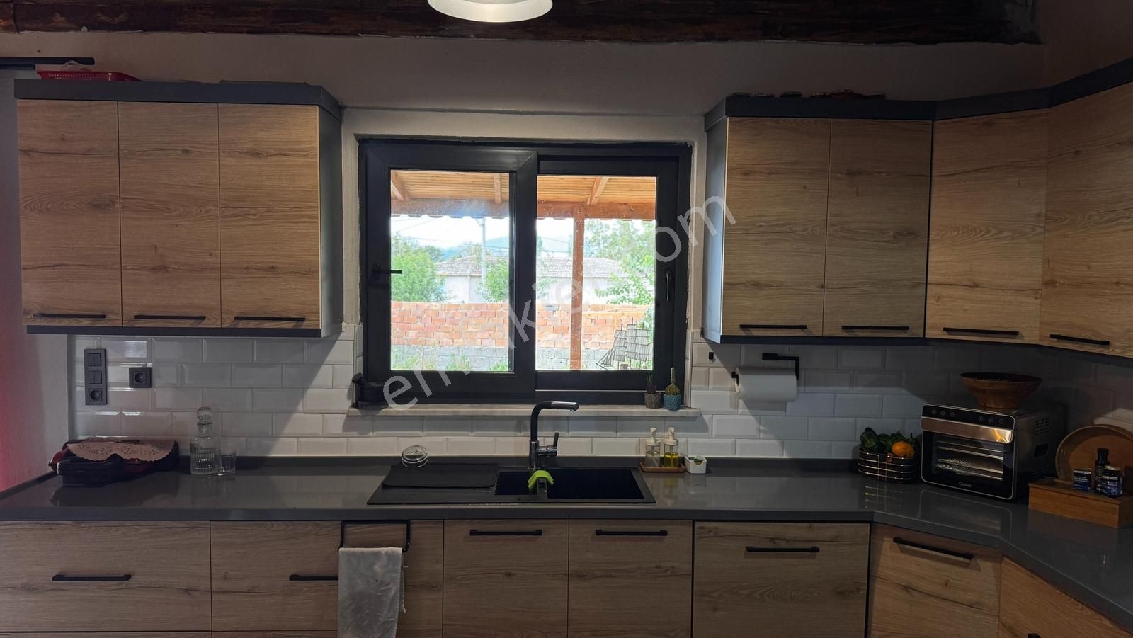 Gönen Merkeze 10 Dk 523 M2 Arsa İçinde Şömineli Müstakil Ev - Görsel 9