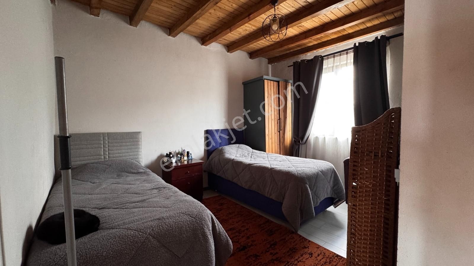 Gönen Merkeze 10 Dk 523 M2 Arsa İçinde Şömineli Müstakil Ev - Görsel 20