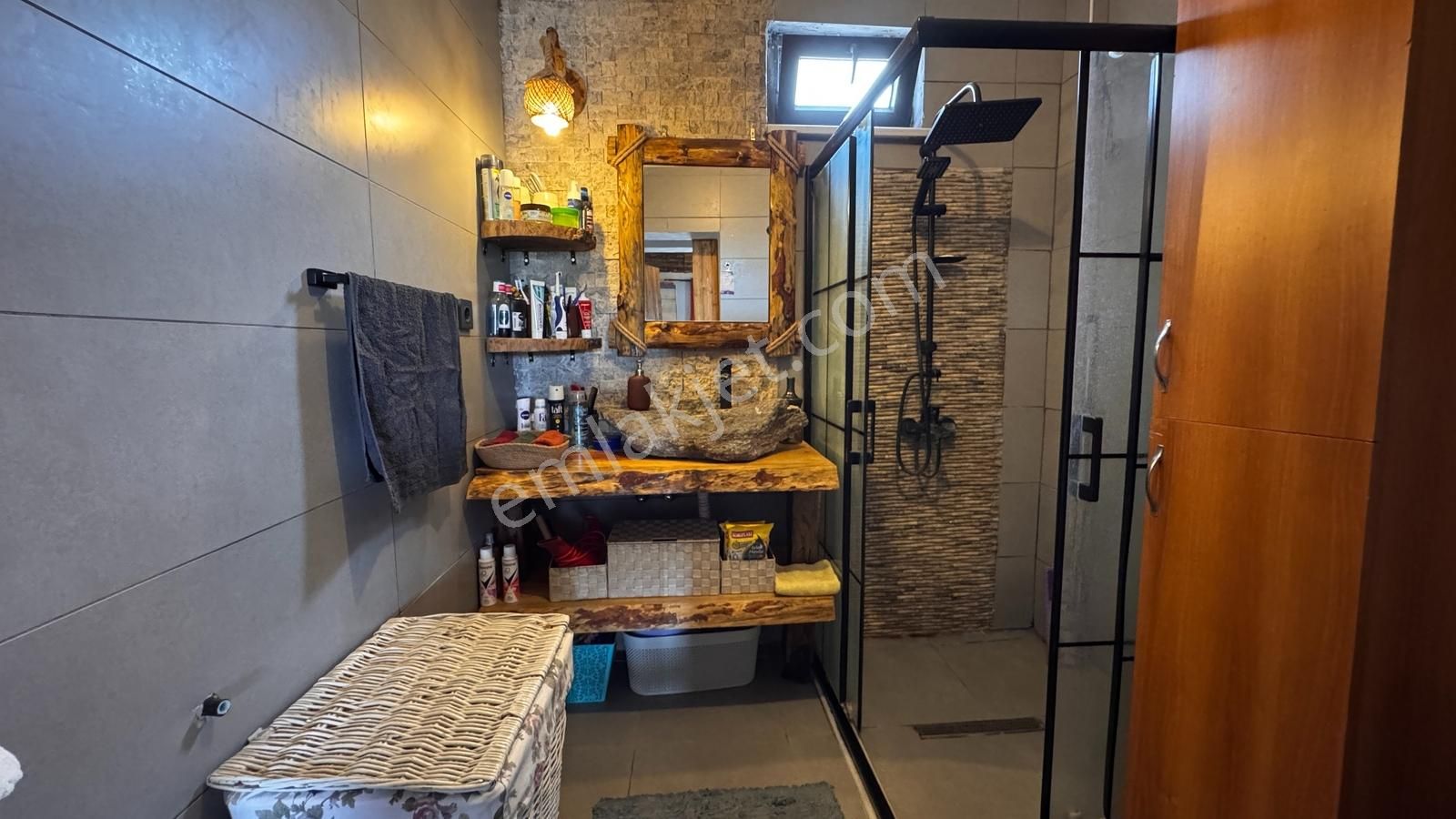 Gönen Merkeze 10 Dk 523 M2 Arsa İçinde Şömineli Müstakil Ev - Görsel 24