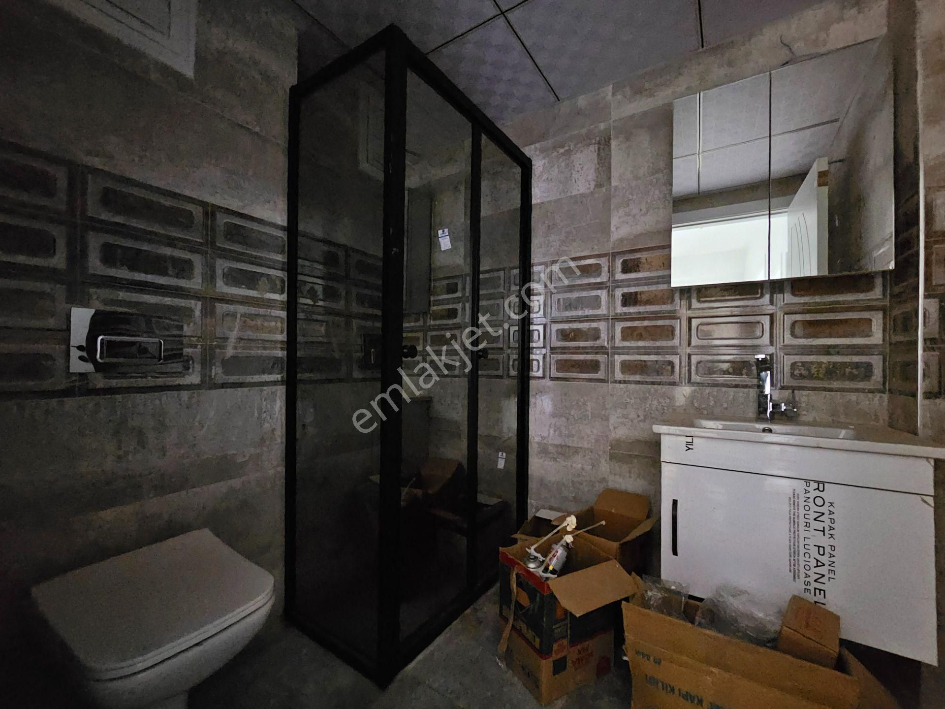 Emirgazi Mahallesinde Cadde Üzeri 3+1 Satılık Lüx Sıfır Fırsat Site İçi Daire - Görsel 8