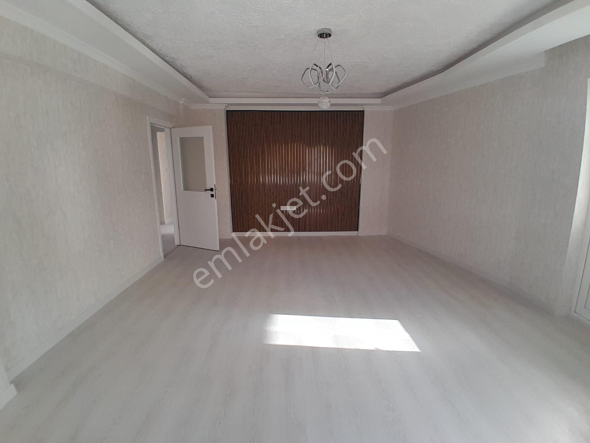 Ankara Keçiören Kanuni Mah Katta Asansörlü Ebeveyn Banyolu Daire - Görsel 5