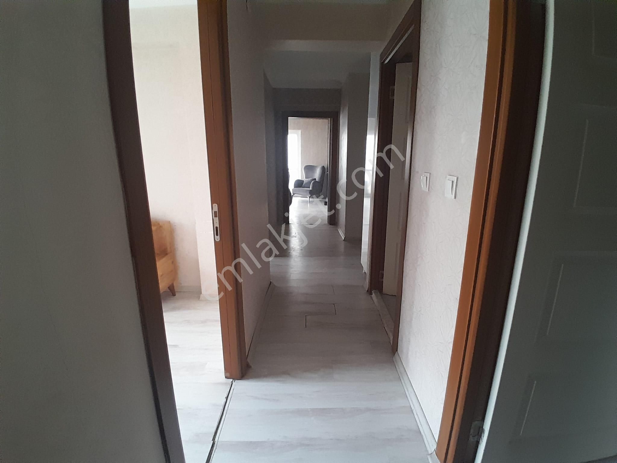 Ankara Keçiören Kanuni Mah Katta Asansörlü Ebeveyn Banyolu Daire - Görsel 17