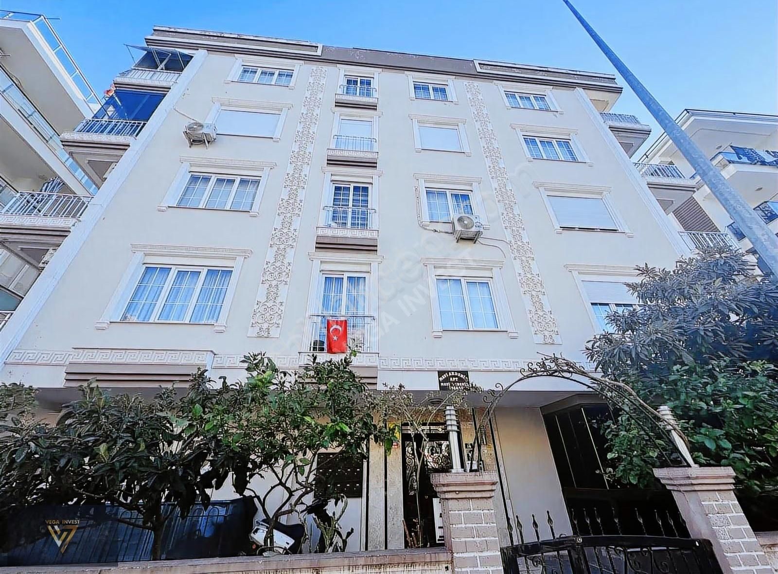 Merkezi Konumda! Muratpaşa Kızıltoprakta Tramvaya Yakın 2+1 - Görsel 10