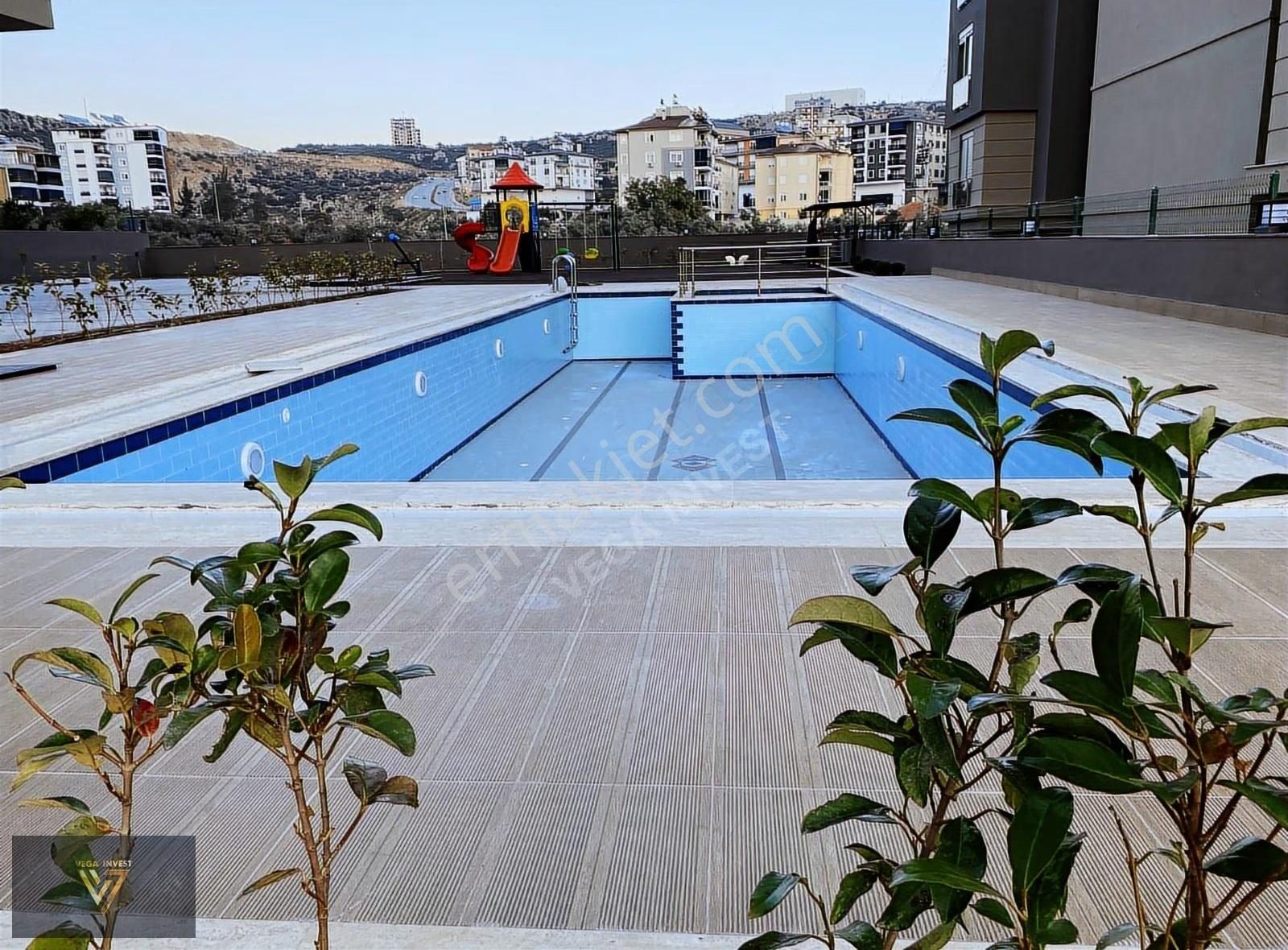 Göçerler Şehir Hastane Yakını Site İçi Havuzlu Kiralık 1+1 Daire