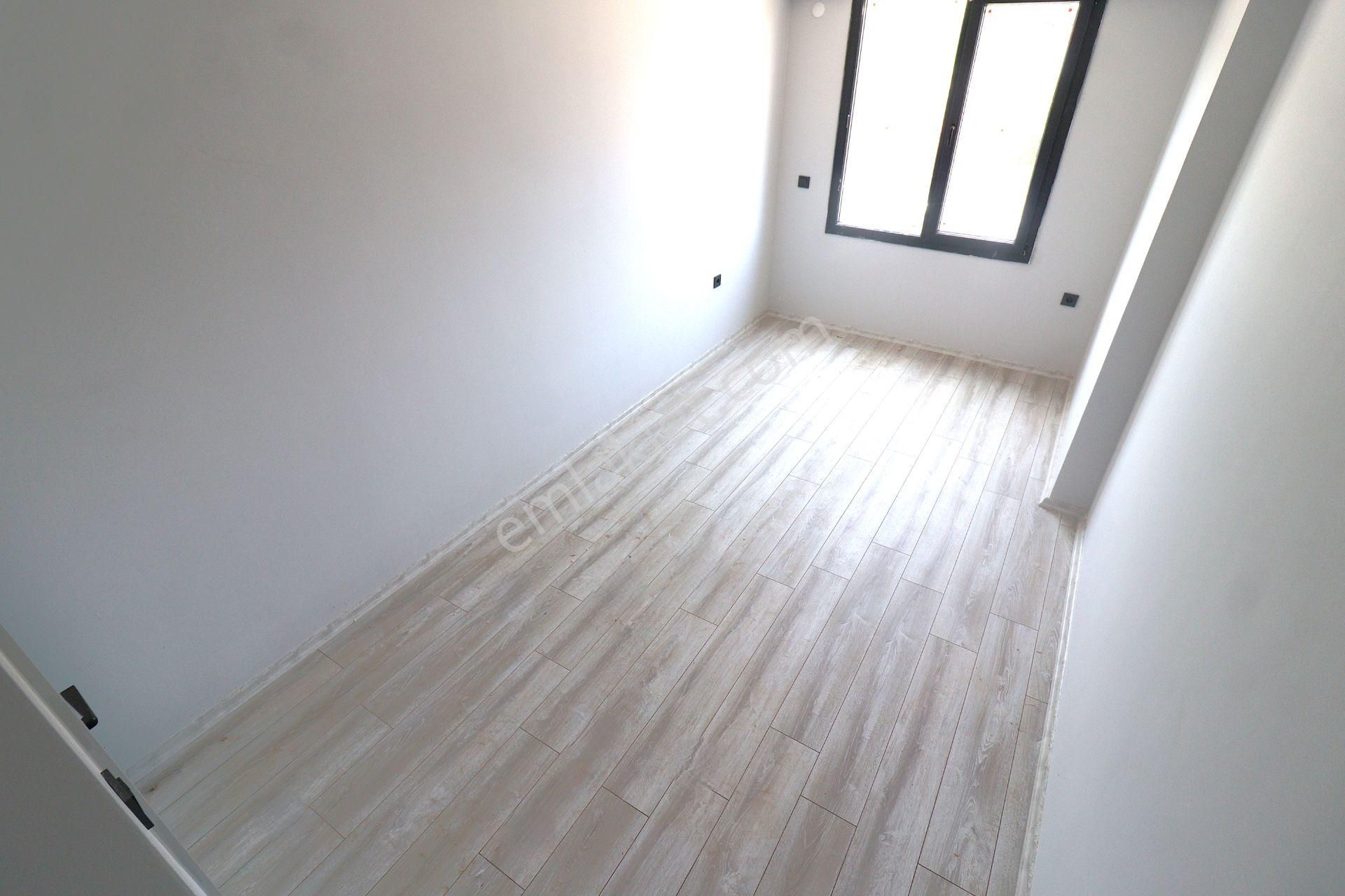 Akçay Merkez Kordon'da Aygül'den Kat Ve Cephe Seçenekleriyle Sıfır Denize Yakın 2+1 Satılık Daireler - Görsel 22