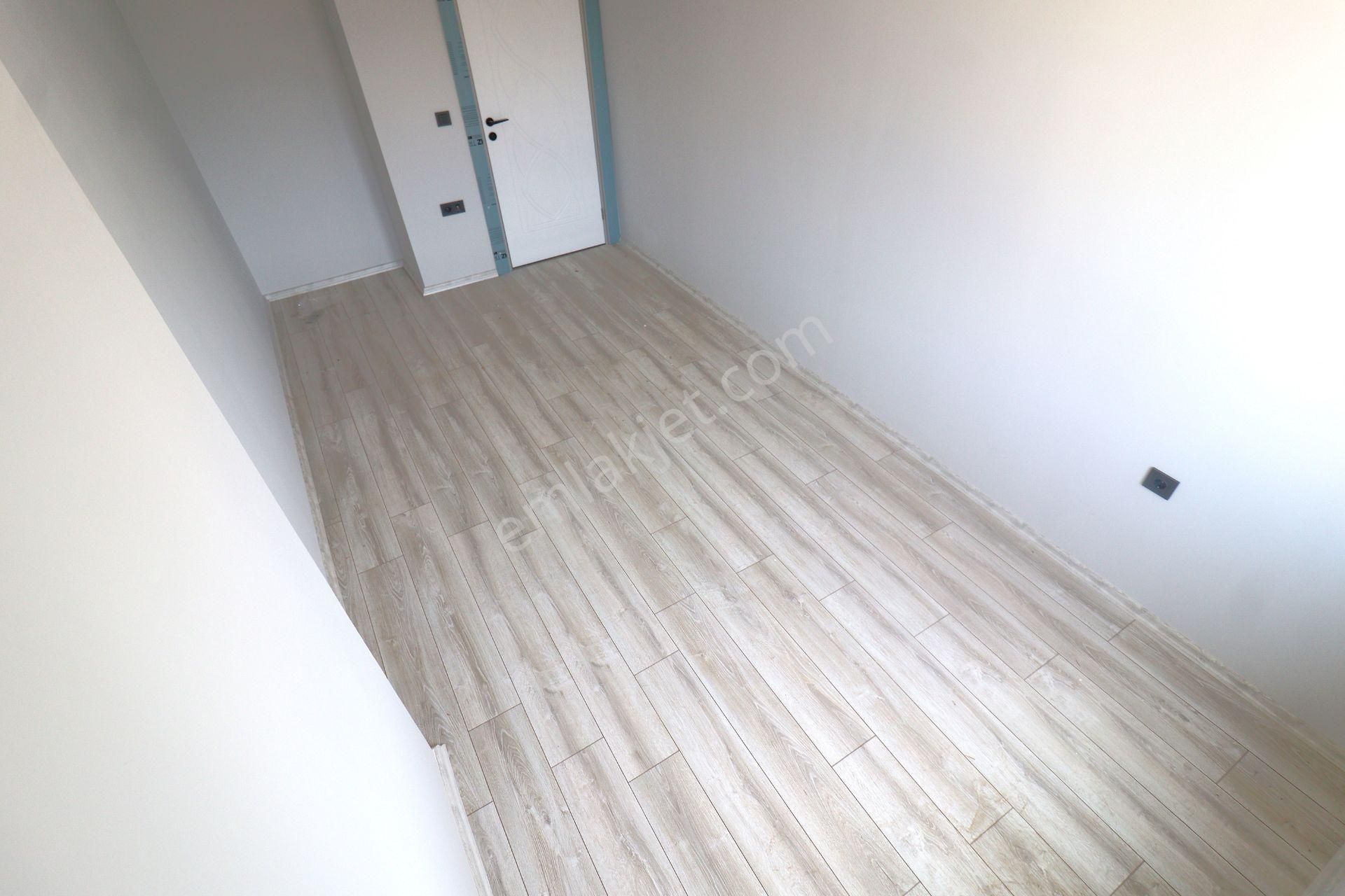 Akçay Merkez Kordon'da Aygül'den Kat Ve Cephe Seçenekleriyle Sıfır Denize Yakın 2+1 Satılık Daireler - Görsel 23