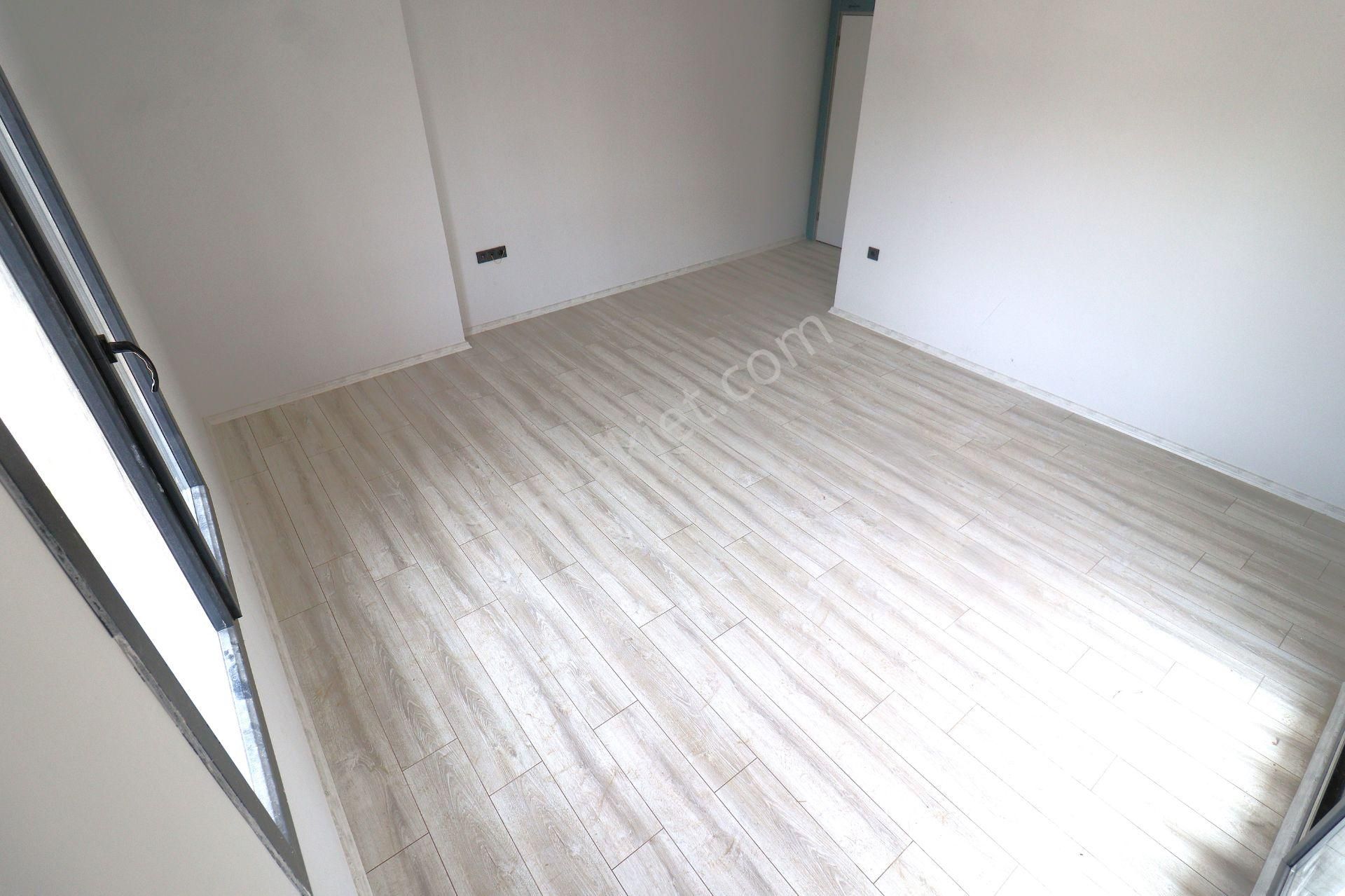 Akçay Merkez Kordon'da Aygül'den Kat Ve Cephe Seçenekleriyle Sıfır Denize Yakın 2+1 Satılık Daireler - Görsel 9