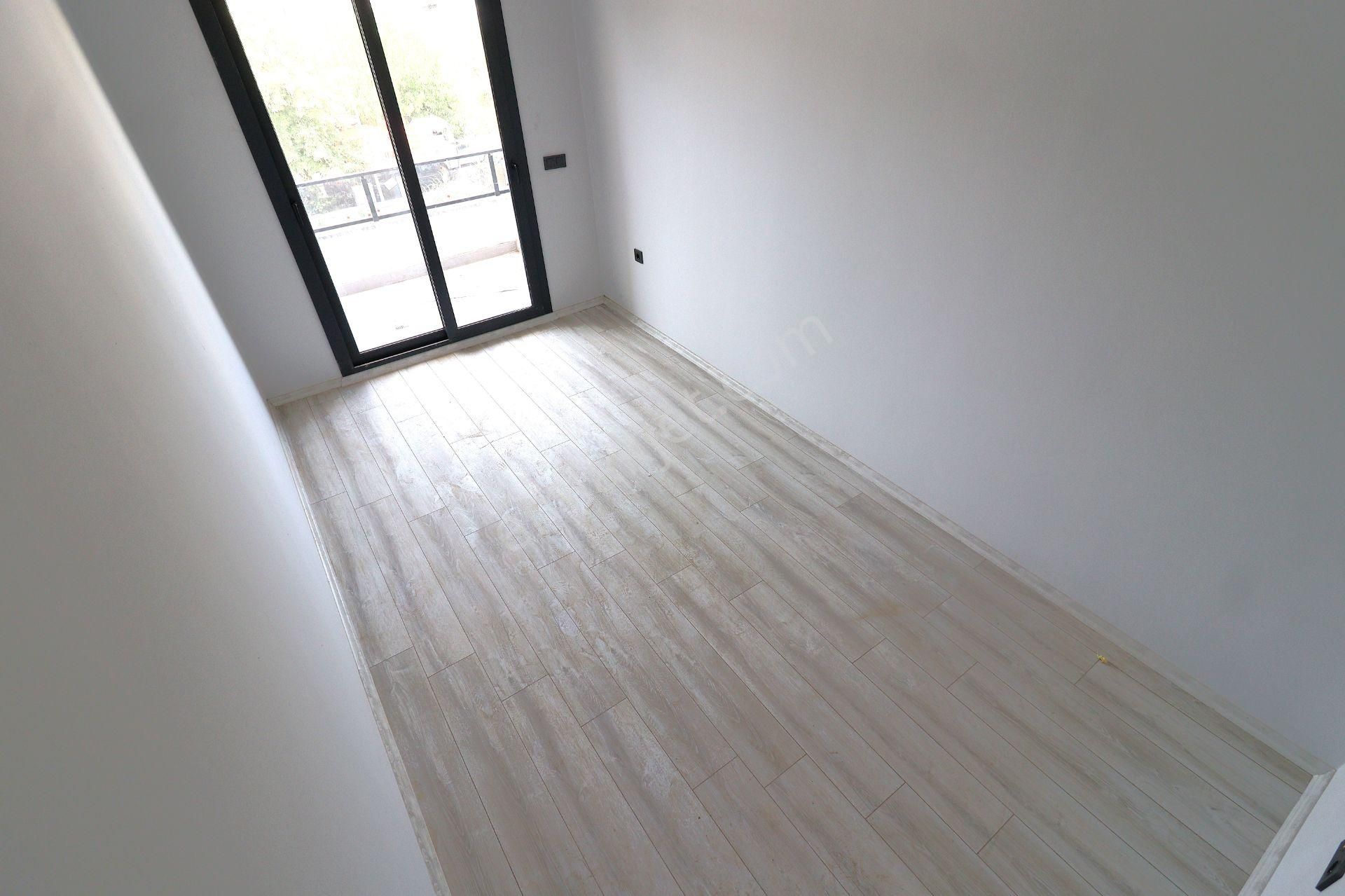 Akçay Merkez Kordon'da Aygül'den Kat Ve Cephe Seçenekleriyle Sıfır Denize Yakın 2+1 Satılık Daireler - Görsel 14