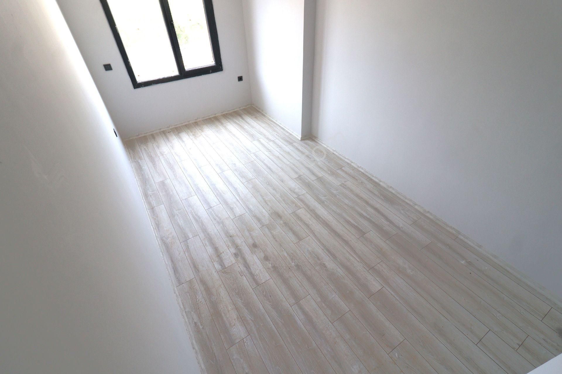 Akçay Merkez Kordon'da Aygül'den Kat Ve Cephe Seçenekleriyle Sıfır Denize Yakın 2+1 Satılık Daireler - Görsel 24