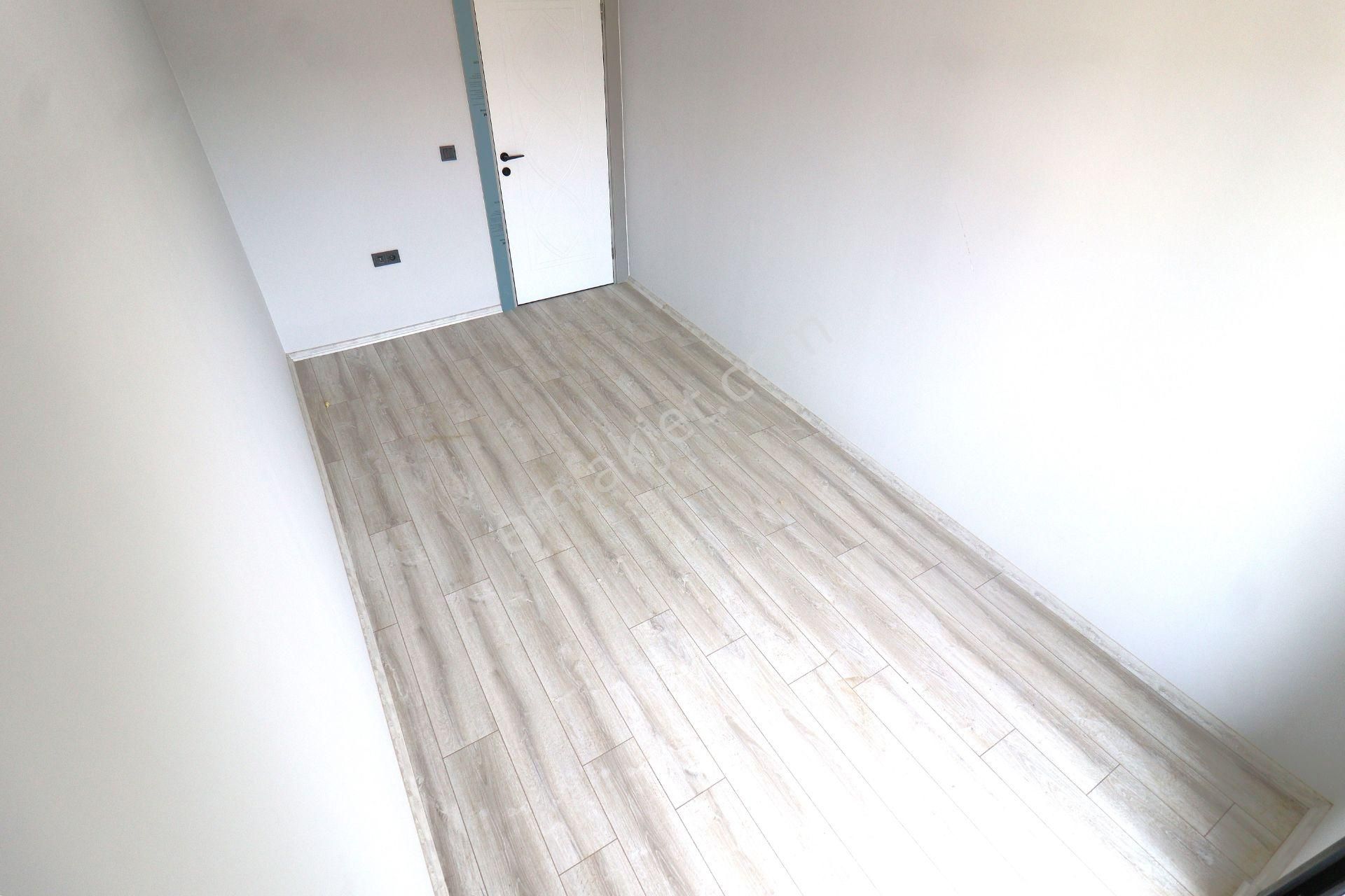 Akçay Merkez Kordon'da Aygül'den Kat Ve Cephe Seçenekleriyle Sıfır Denize Yakın 2+1 Satılık Daireler - Görsel 17