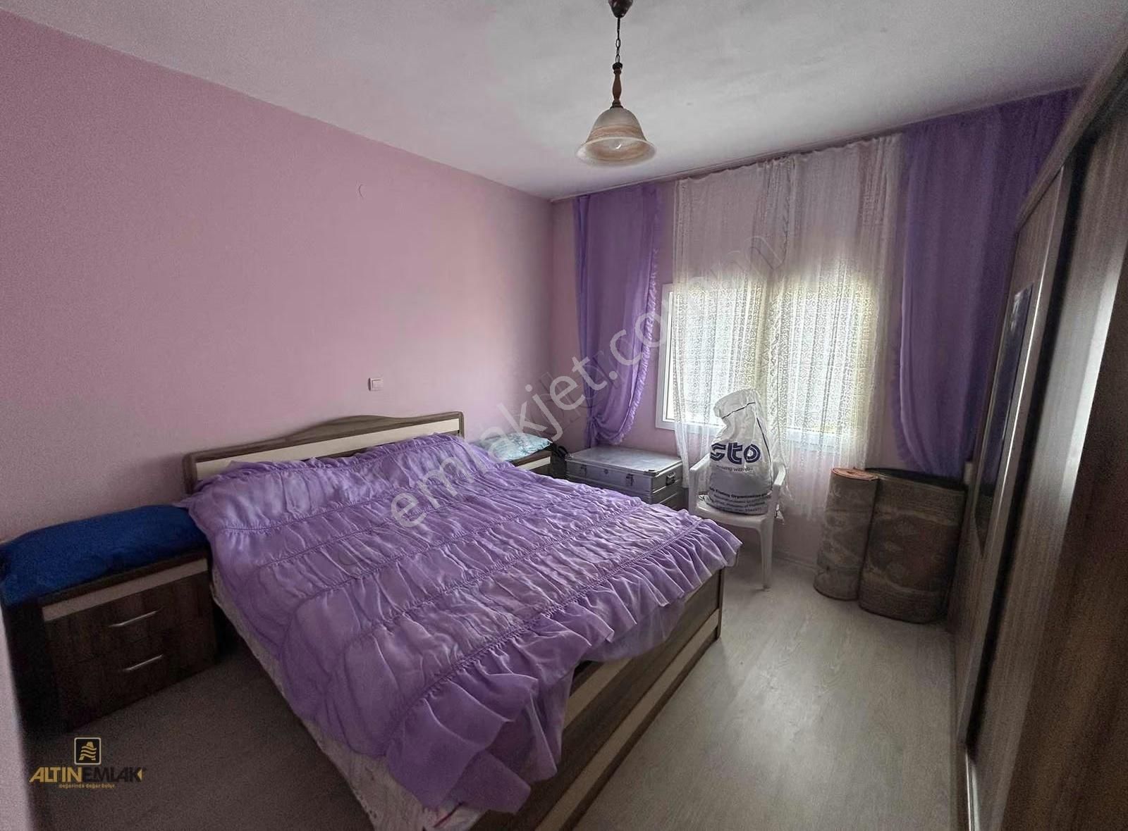 Trabzonda Satılık İki Katlı Müstakil Ev Ve Arsası(takasa Uygun) - Görsel 16