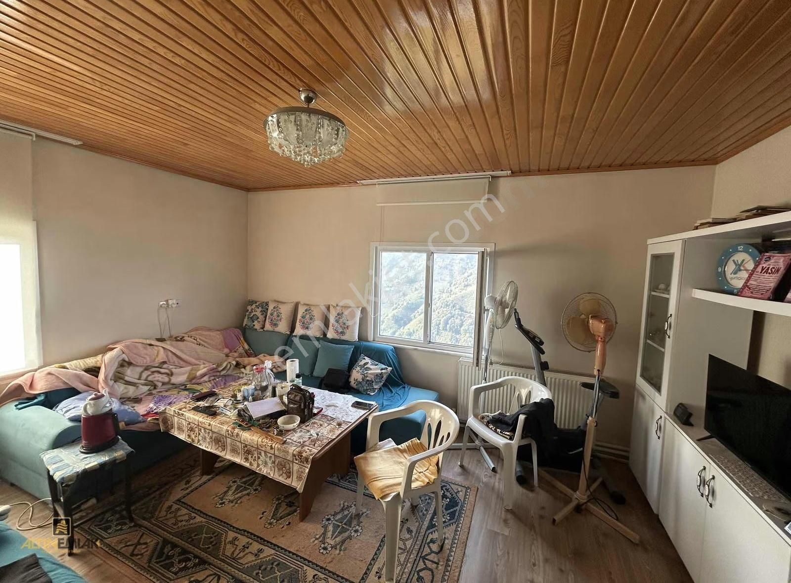 Trabzonda Satılık İki Katlı Müstakil Ev Ve Arsası(takasa Uygun) - Görsel 11