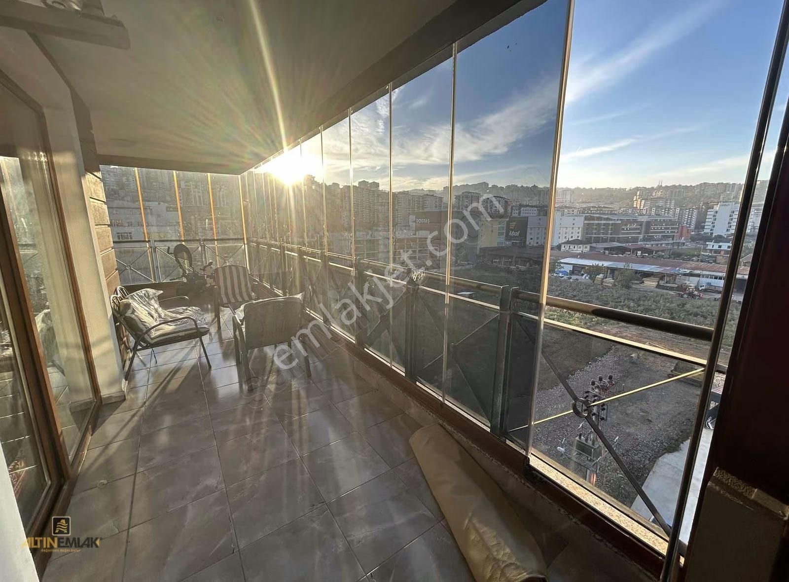 Altın Emlak Trabzon Kaşüstünde Satılık 3.5+1 Lüx Daire - Görsel 8