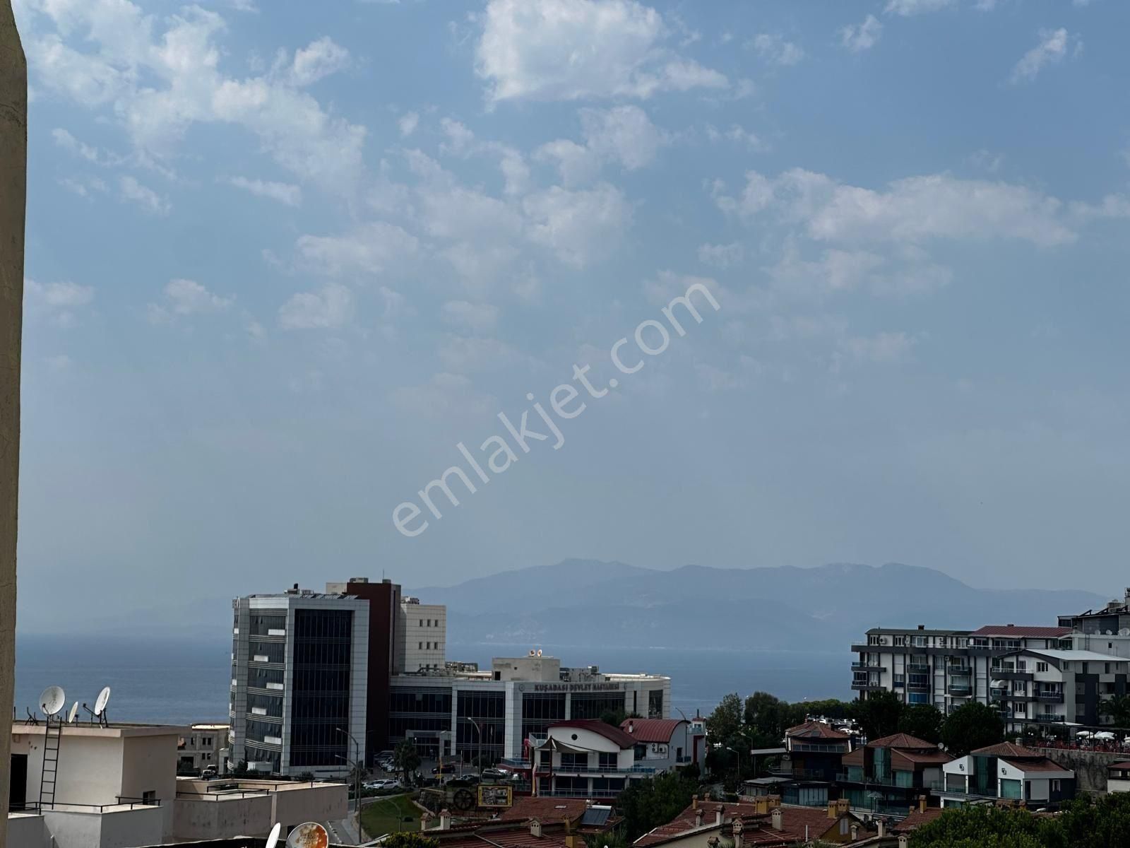 Kuşadası Marinada Deniz Manzaralı 3+1 Çatı Dubleks - Görsel 12