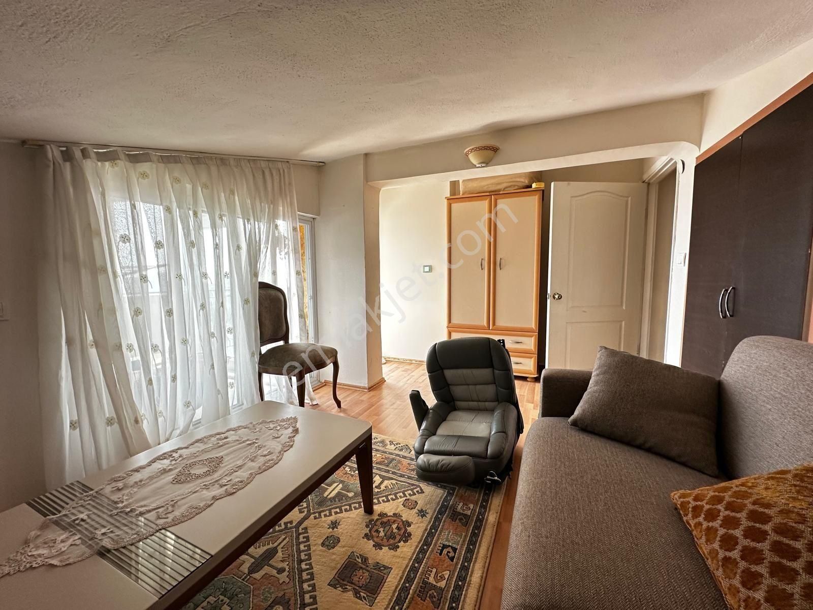 Kuşadası Marinada Deniz Manzaralı 3+1 Çatı Dubleks - Görsel 10