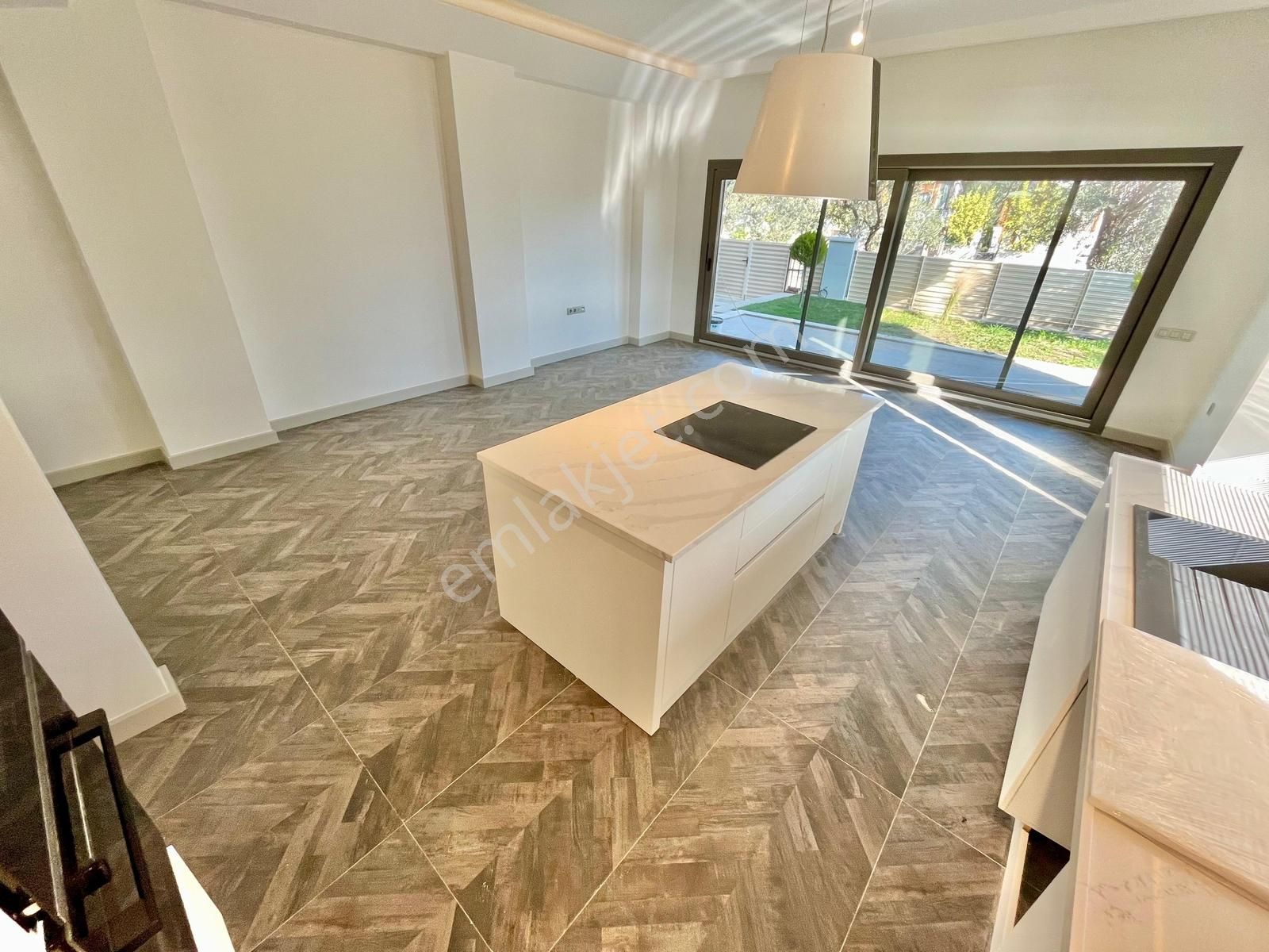 Gümüşden Kazdağları Ve Denizin Birleştiği Tam Bağımsız 4+1 Villa - Görsel 13