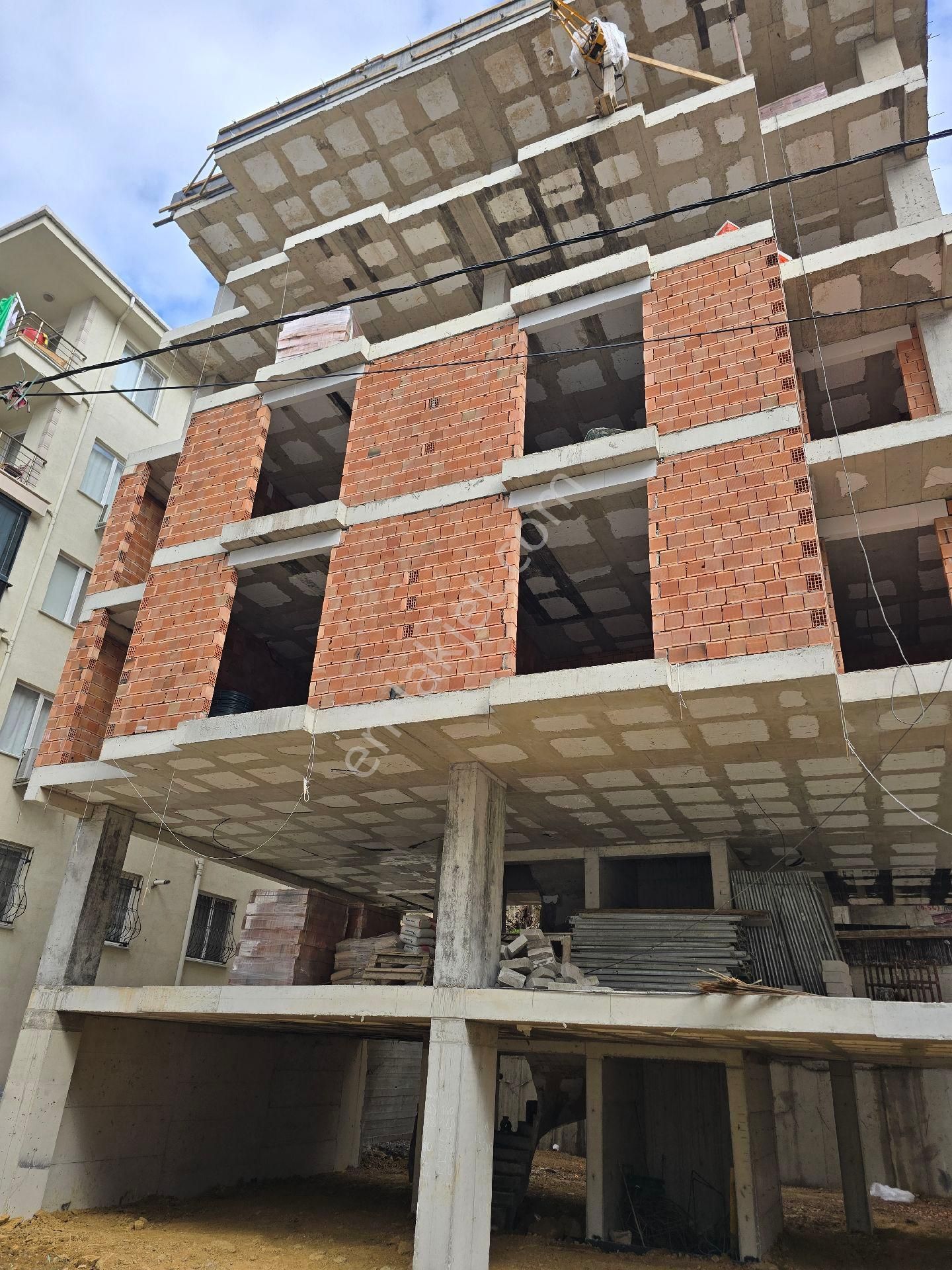 Pendik Orhangazi Mahallesin^de Projeden Satılık 1+1 Daireler - Görsel 12