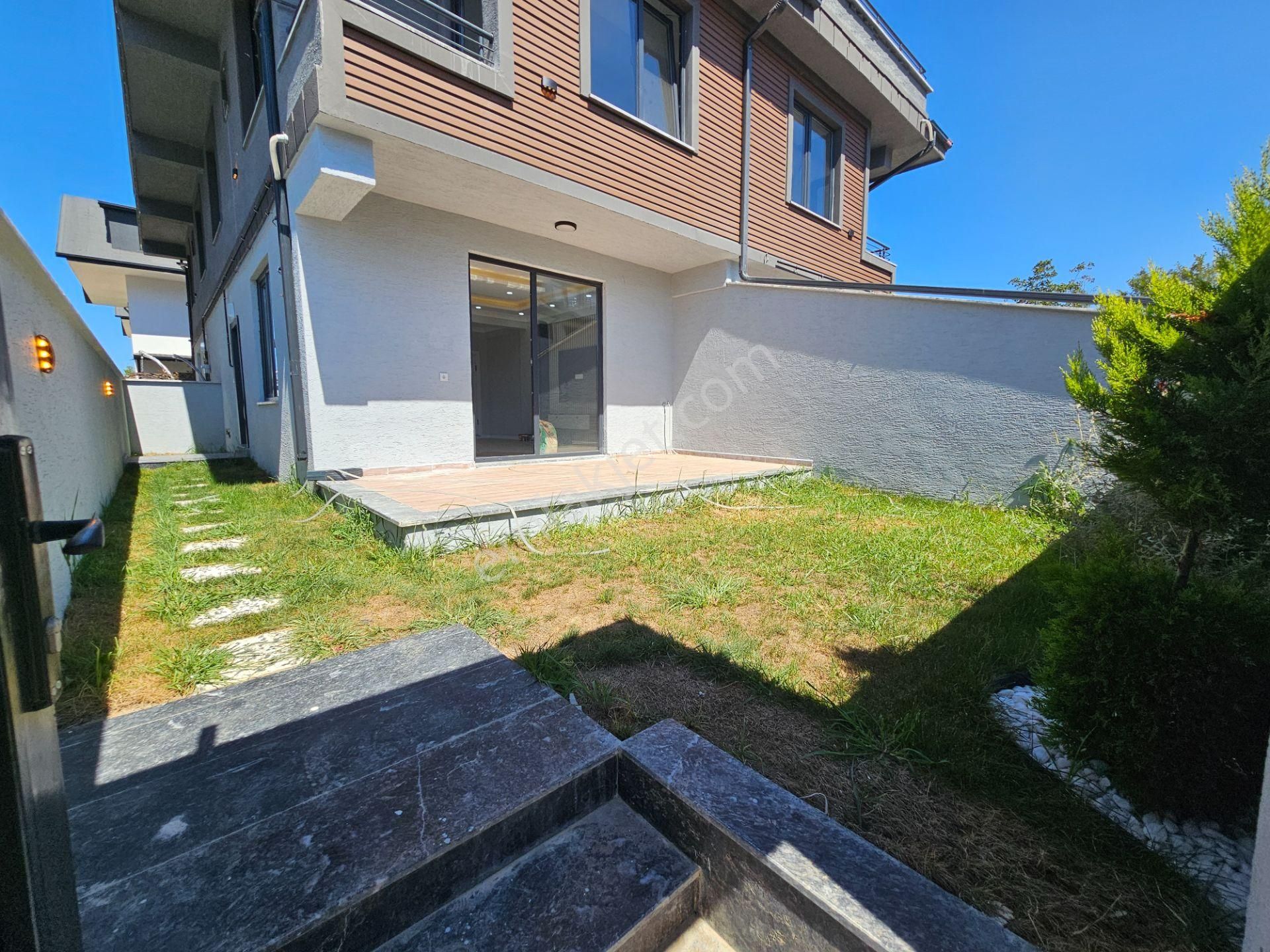 Deniz'den Kocaali Sakarya'da 4+1 Ön Cephe, Bahçeli, Denize Yürüme Mesafesinde Villa - Görsel 7