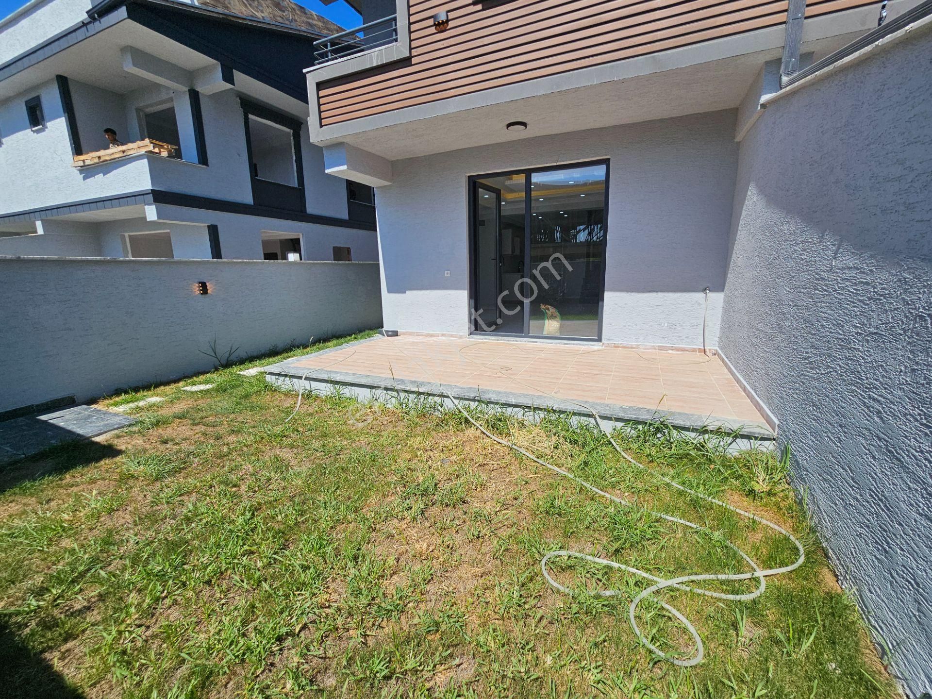 Deniz'den Kocaali Sakarya'da 4+1 Ön Cephe, Bahçeli, Denize Yürüme Mesafesinde Villa - Görsel 3