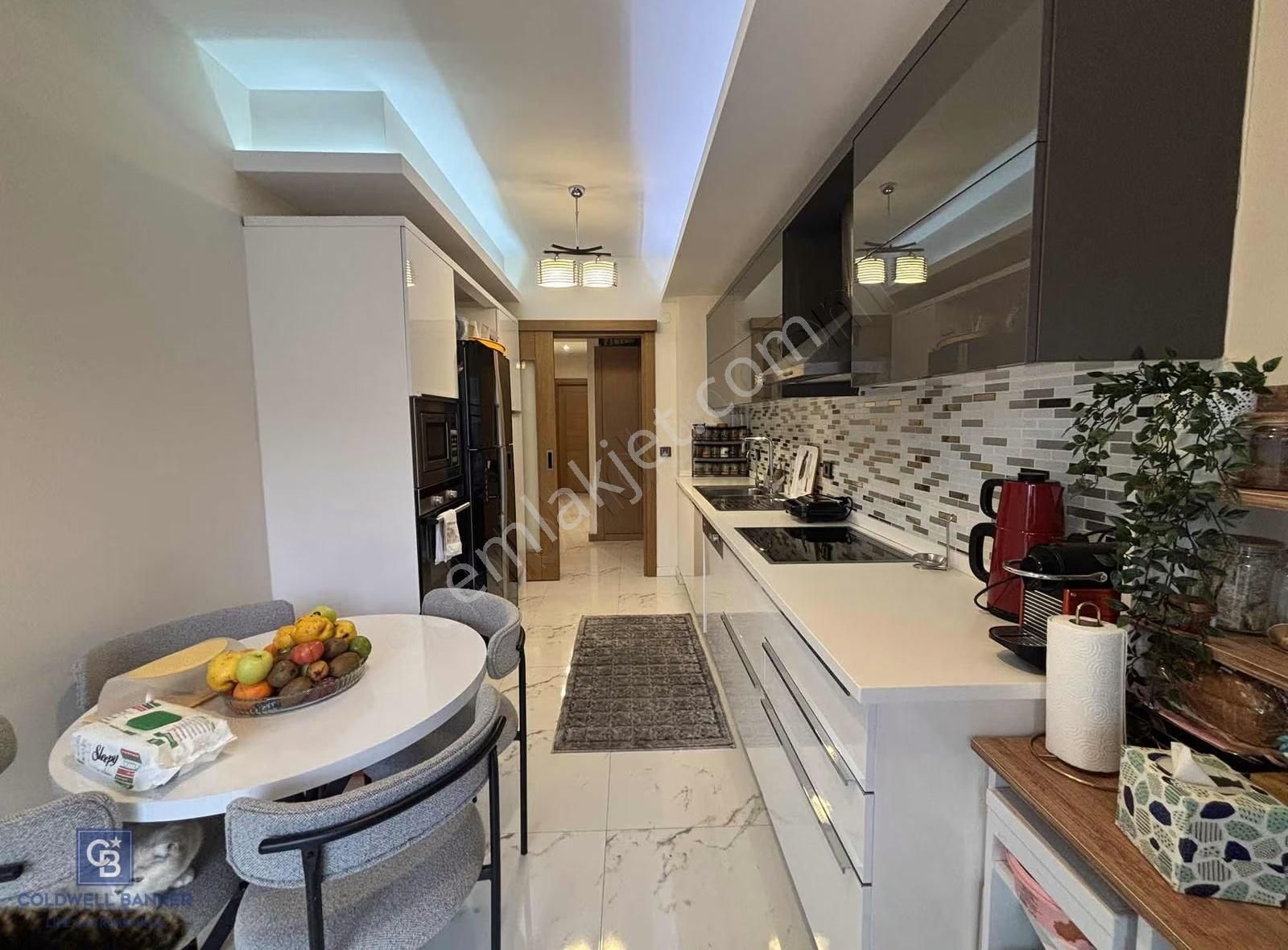 Park Yaşam Ataşehir'de Havuz Cephe Kiralık 3+1 Daire - Görsel 2