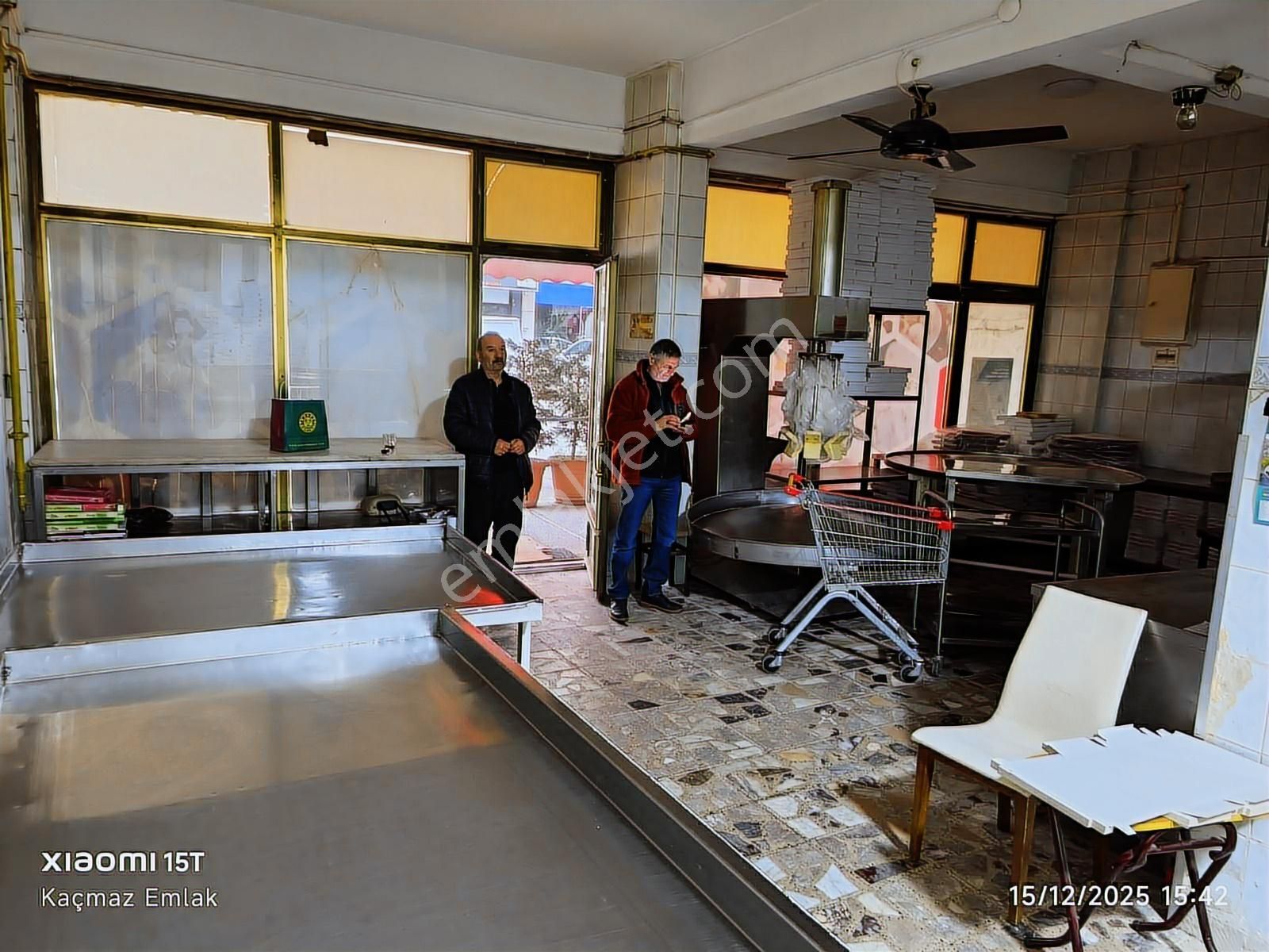 İzmit Kuruçeşme Merkezde Çift Tapulu Cadde Üstü Satılık Dükkan - Görsel 24