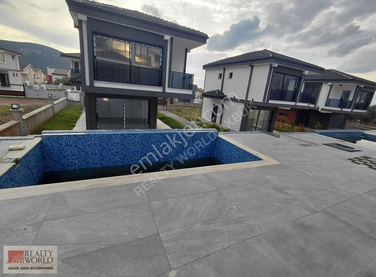 Didim Akbük Site İçi Havuzlu,bahçeli Müstakil Villa.. - Görsel 3