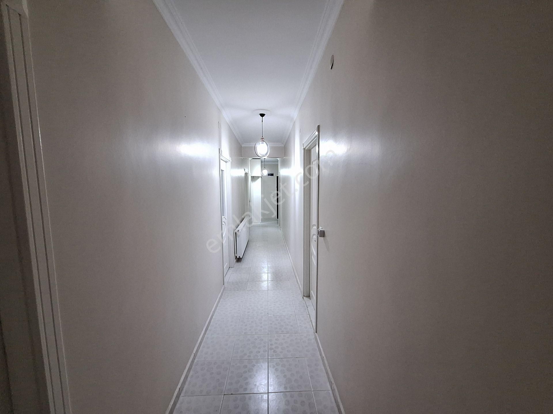 Erenköy Mahallesi Yeni Sille Caddesi Yakını 3+1 Satılık Geniş Fırsat Daire - Görsel 23