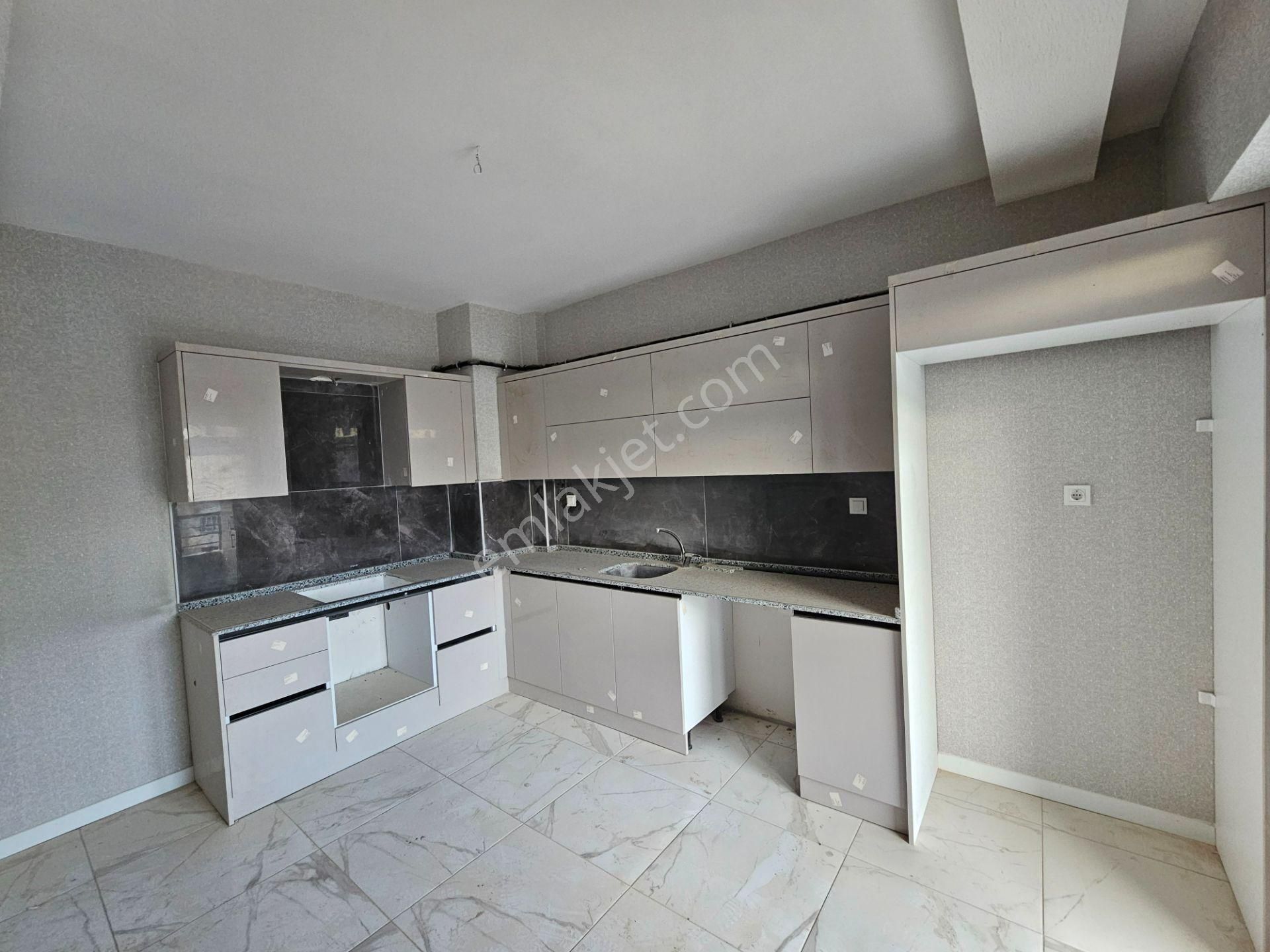 Sancak Mahallesinde Site İçerisinde Satılık 3+1 Lüx Sıfır Daire