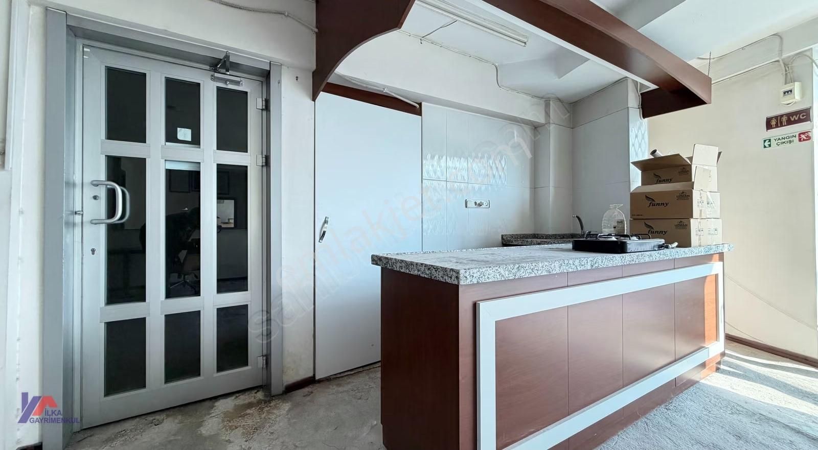 İlka'dan Cadde Üzeri Fırsat Kiralık Tabela Değeri Yüksek Ofis - Görsel 7