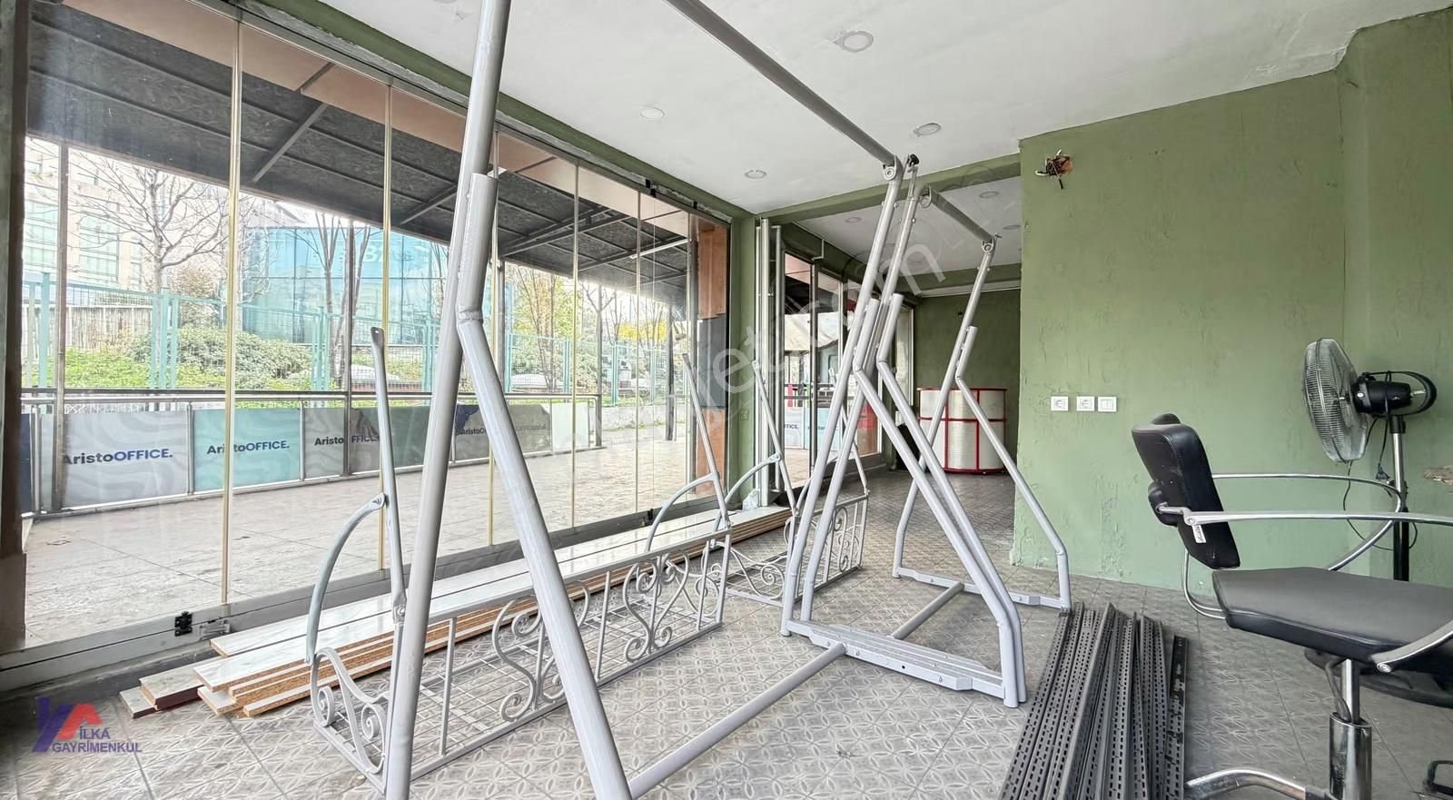 İlka'dan Cadde Üzeri Geniş 175 M2 Kiralık Dükkan - Görsel 4