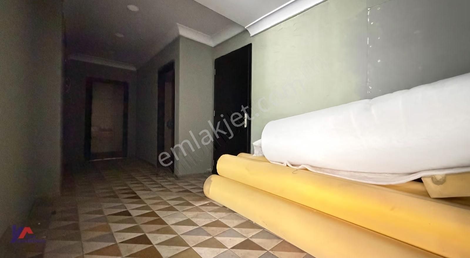 İlka'dan Cadde Üzeri Geniş 175 M2 Kiralık Dükkan - Görsel 2