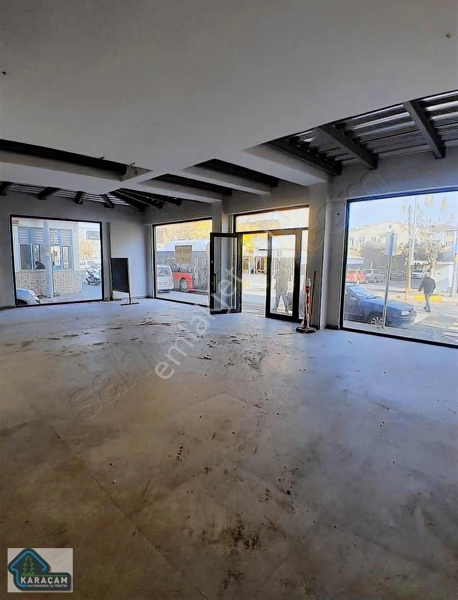 Birol Kaç Cadde Üstü 2 Katlı Deposu Bulunan Dükkan Kiralık