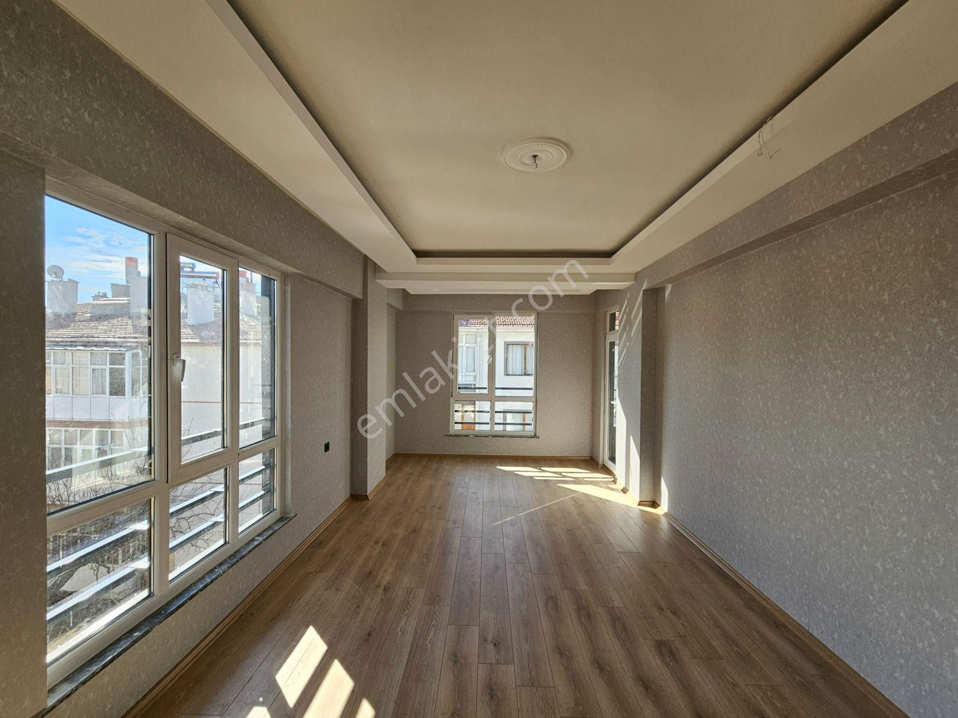 Aydınlıkevler Mahallesinde Diyanet Yurdu Yakını 2+1 Satılık Lüx Sıfır Fırsat Daireler - Görsel 3