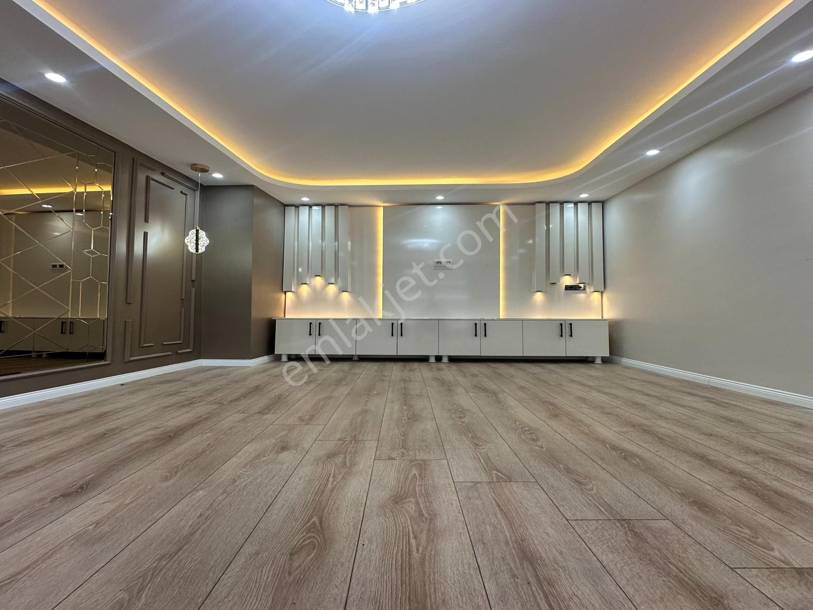 Metrobuse 5 Dk Yürüme Mesafesin De Ultra Lüks 2+1 Satılık Daire - Görsel 4