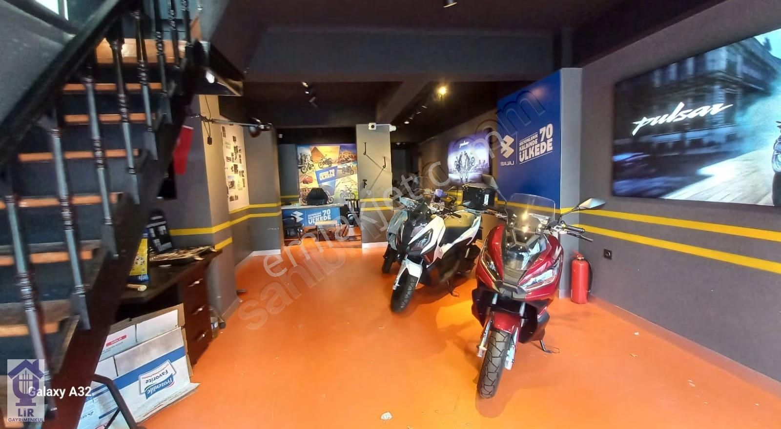 Big Chef İn Sokağında Asma Katlı Bahçeli Yol Üstü Satılık Dükkan - Görsel 4