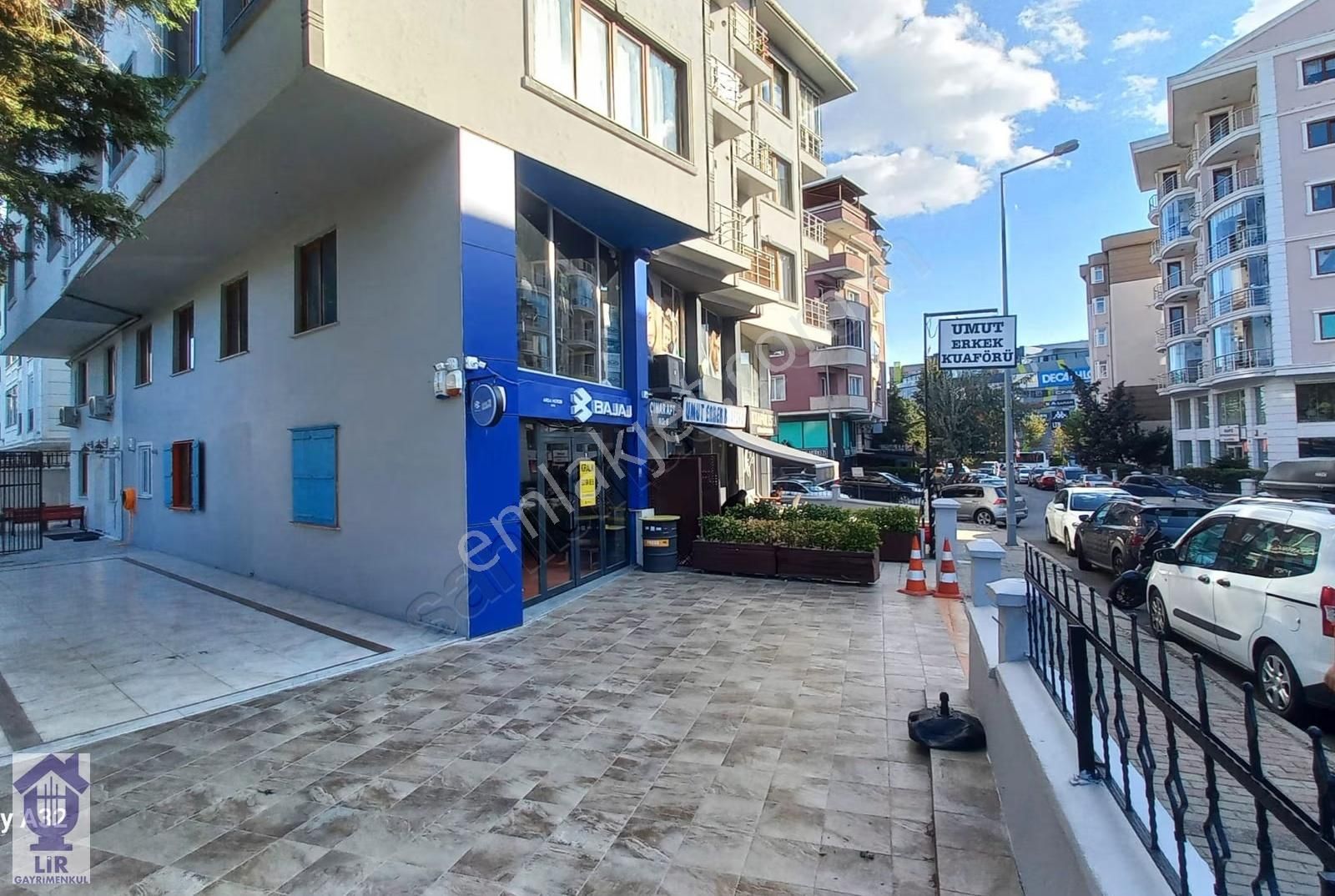 Big Chef İn Sokağında Asma Katlı Bahçeli Yol Üstü Satılık Dükkan